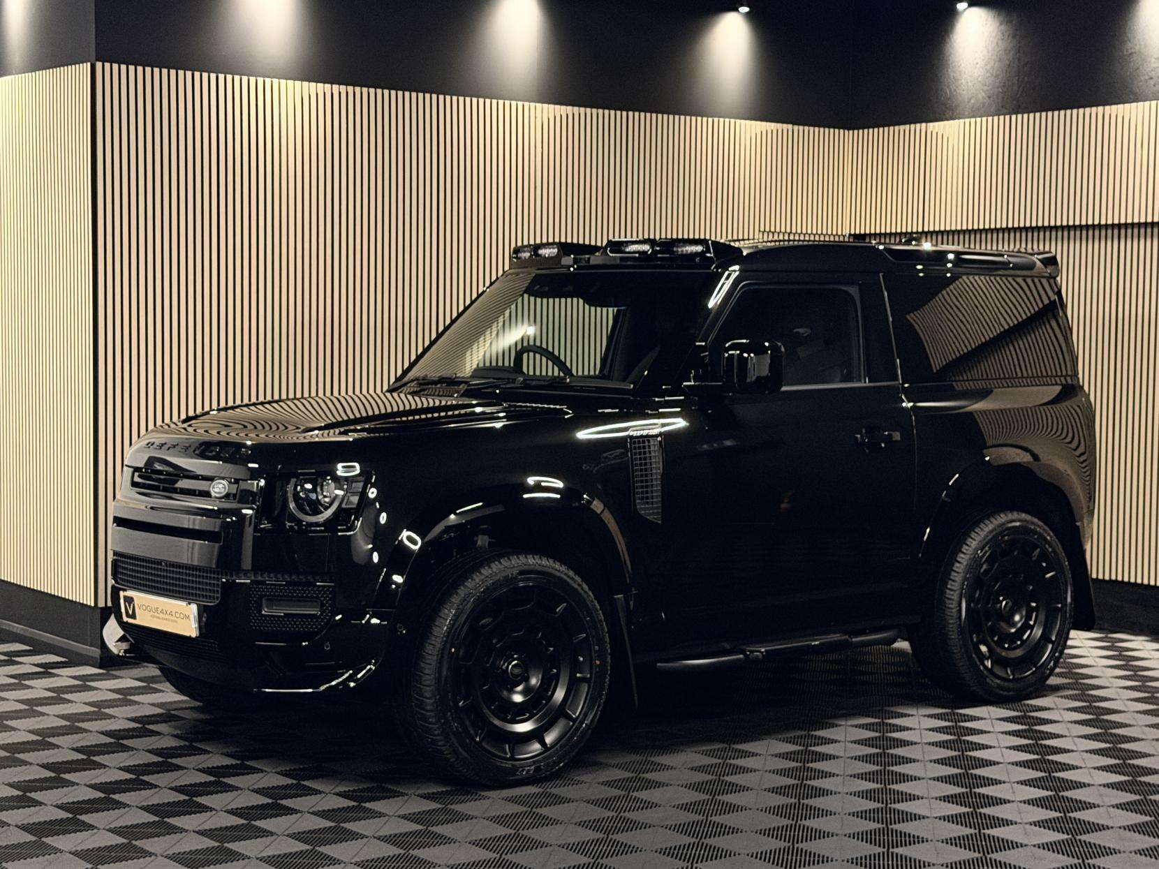 2025 LAND ROVER DEFENDER 90 2025 LAND ROVER DEFENDER 90