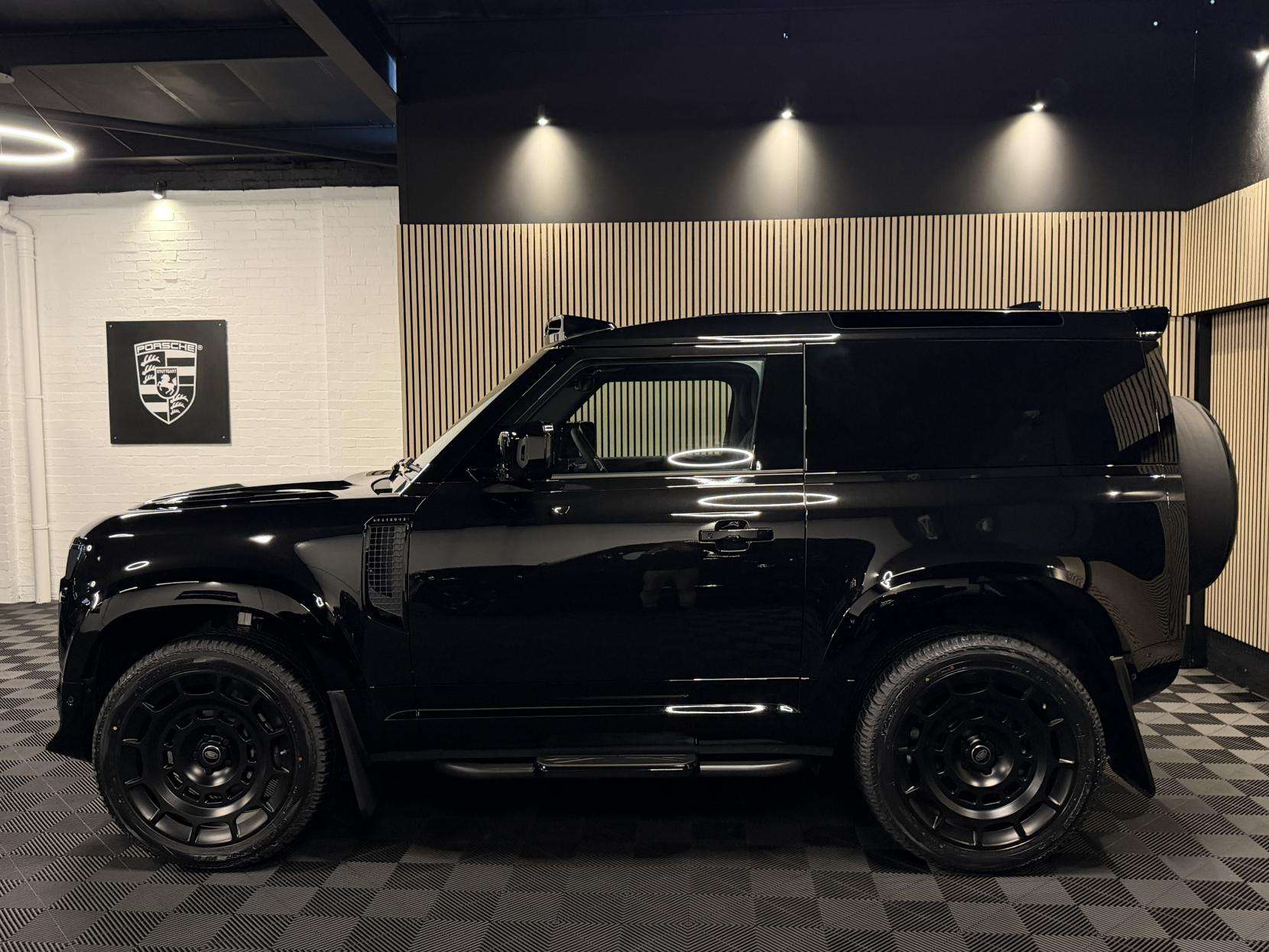 2025 LAND ROVER DEFENDER 90 2025 LAND ROVER DEFENDER 90