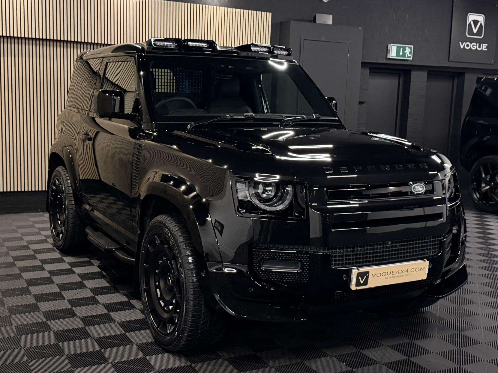 2025 LAND ROVER DEFENDER 90 2025 LAND ROVER DEFENDER 90