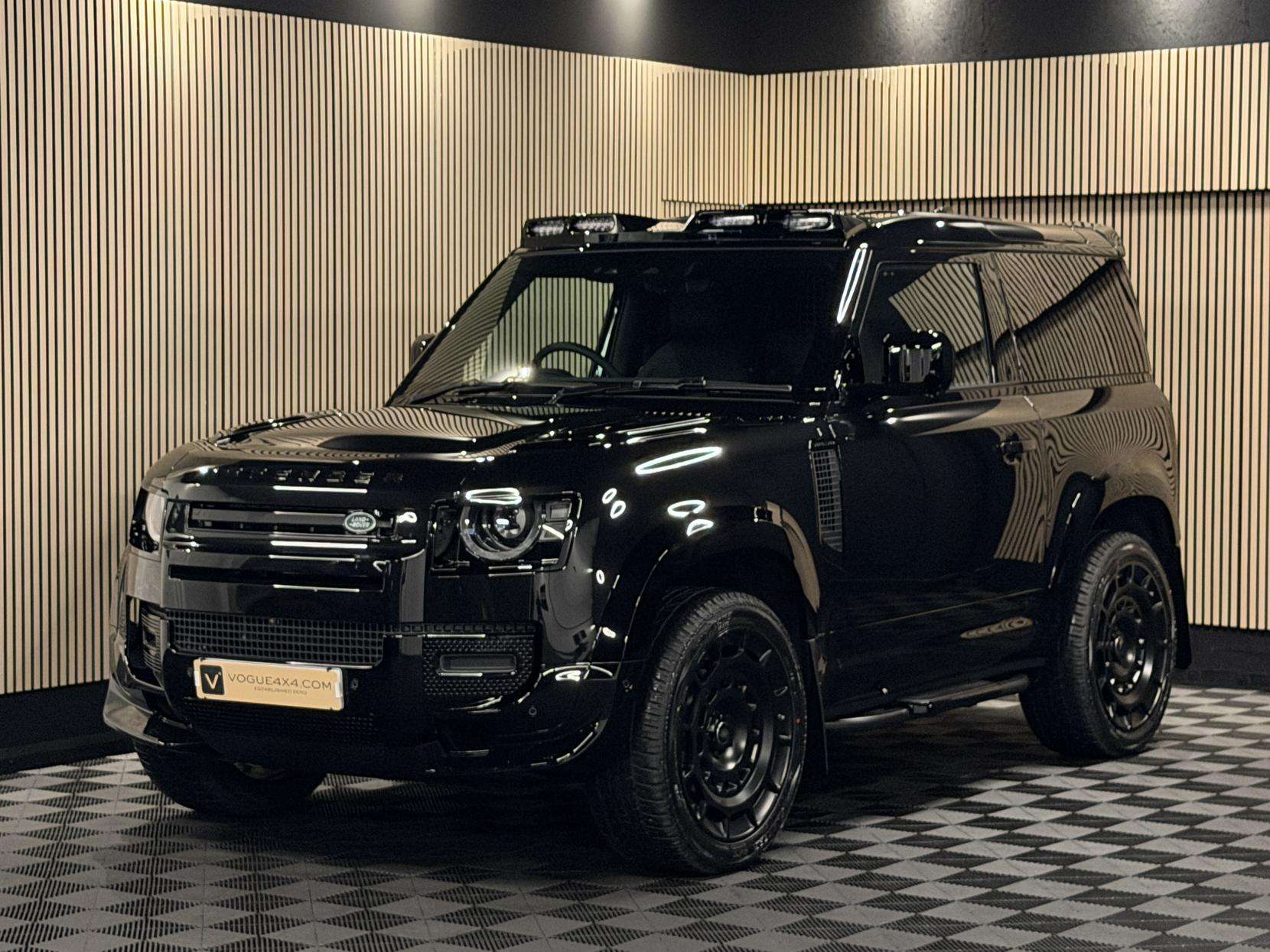 2025 LAND ROVER DEFENDER 90 2025 LAND ROVER DEFENDER 90