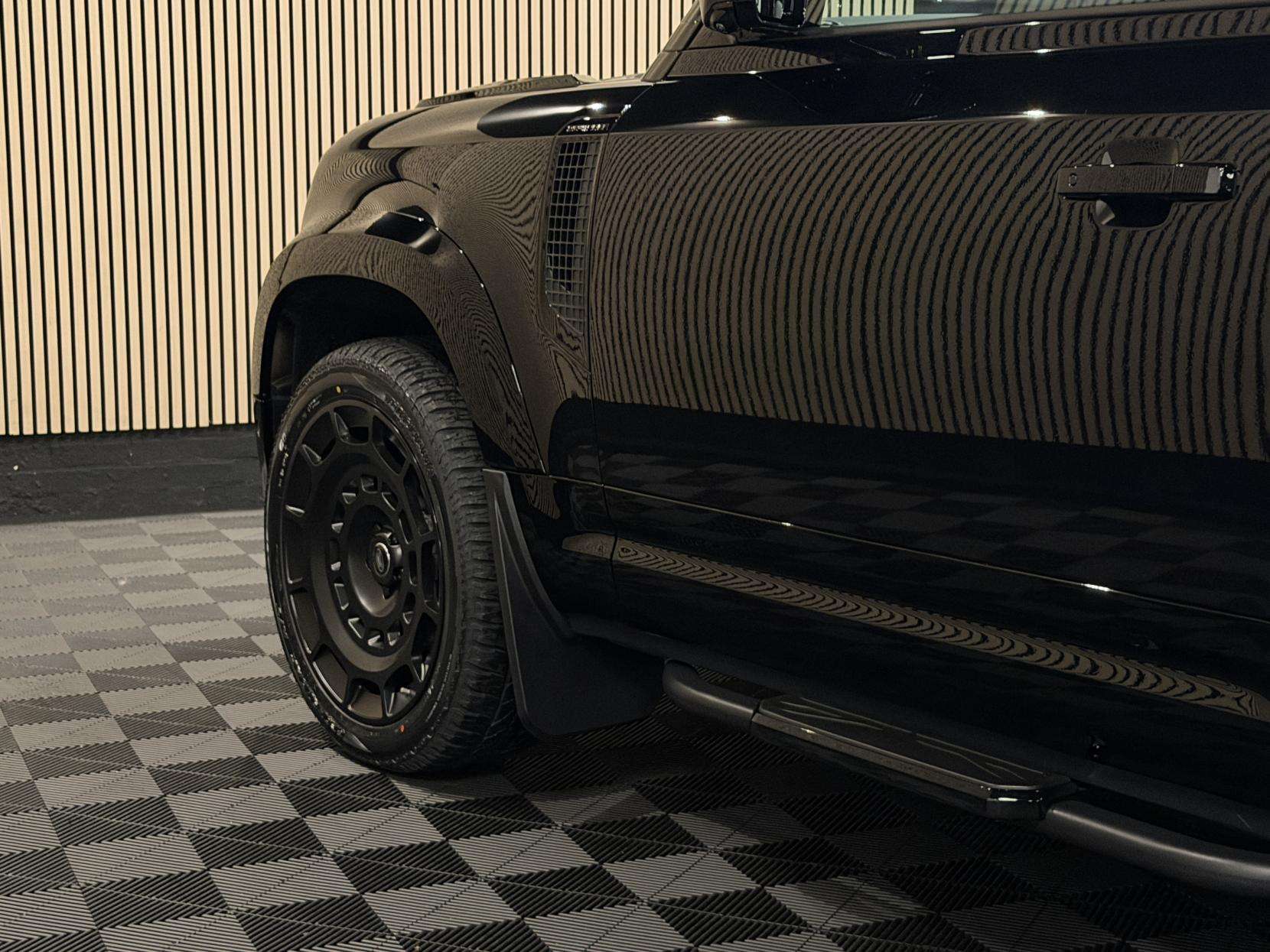 2025 LAND ROVER DEFENDER 90 2025 LAND ROVER DEFENDER 90