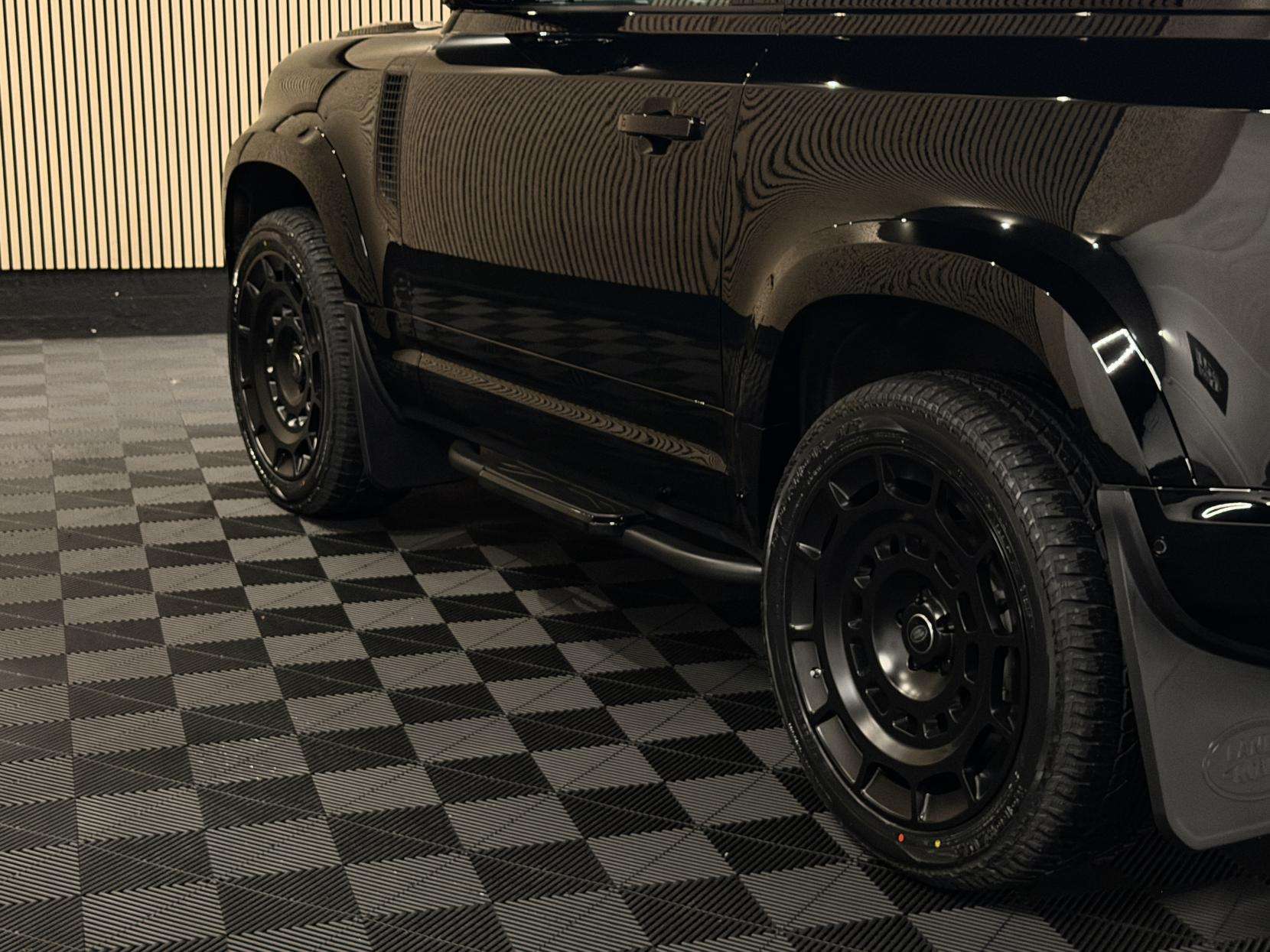 2025 LAND ROVER DEFENDER 90 2025 LAND ROVER DEFENDER 90