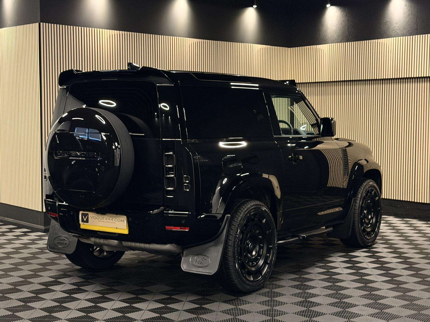 2025 LAND ROVER DEFENDER 90 2025 LAND ROVER DEFENDER 90