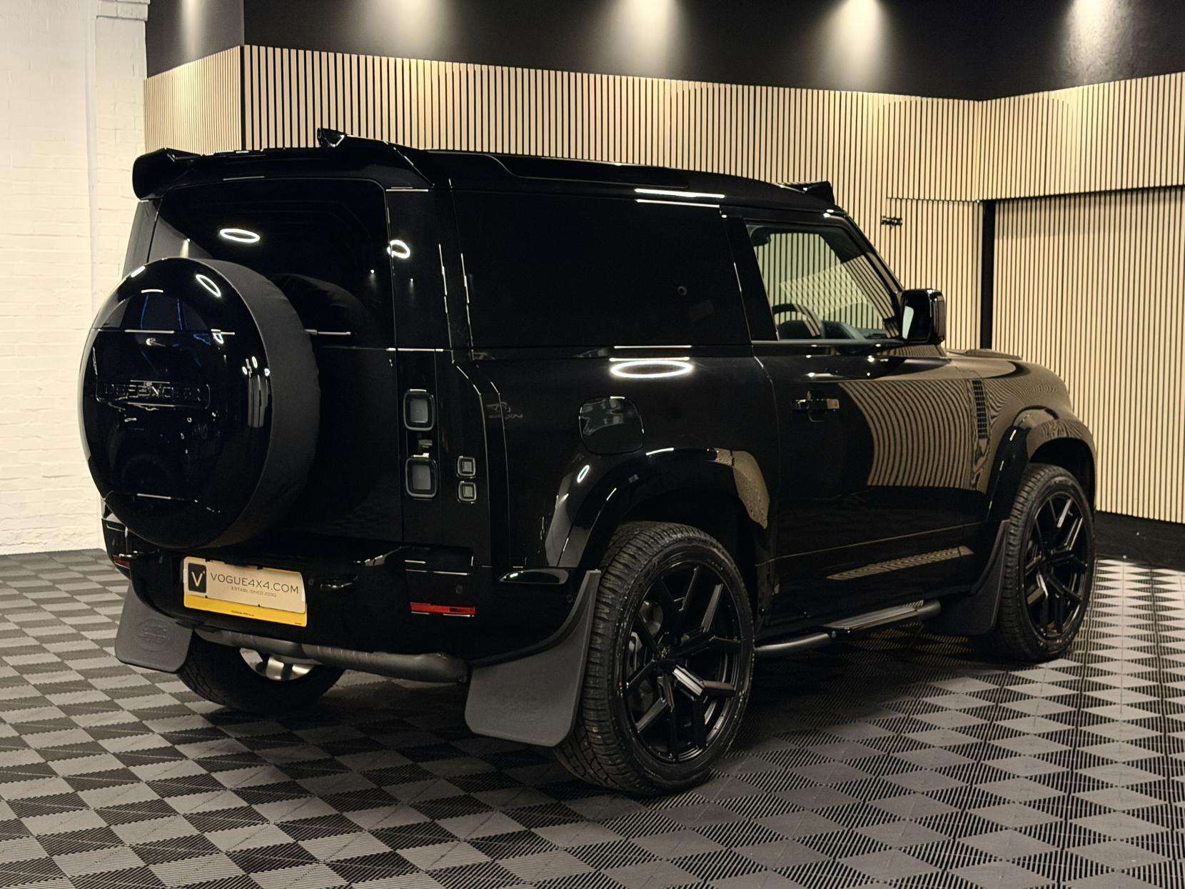 2026 LAND ROVER DEFENDER 90 2026 LAND ROVER DEFENDER 90