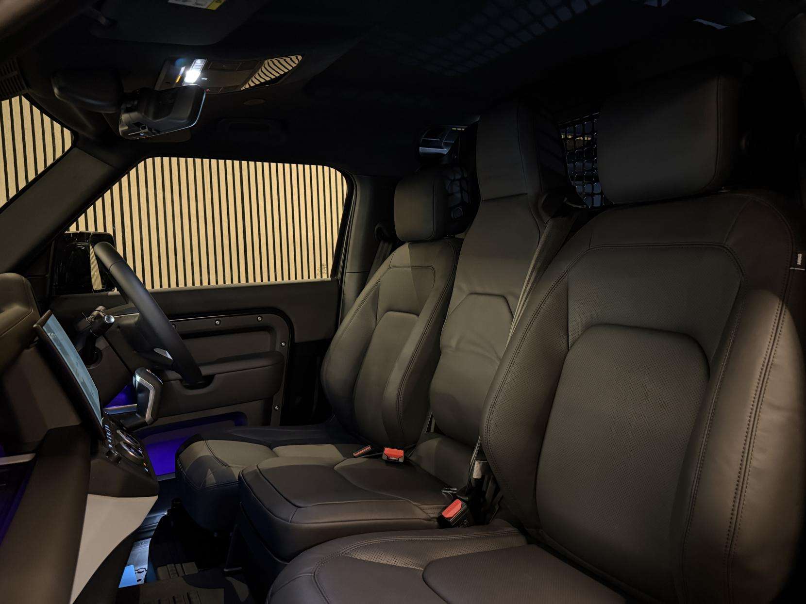 2026 LAND ROVER DEFENDER 90 2026 LAND ROVER DEFENDER 90