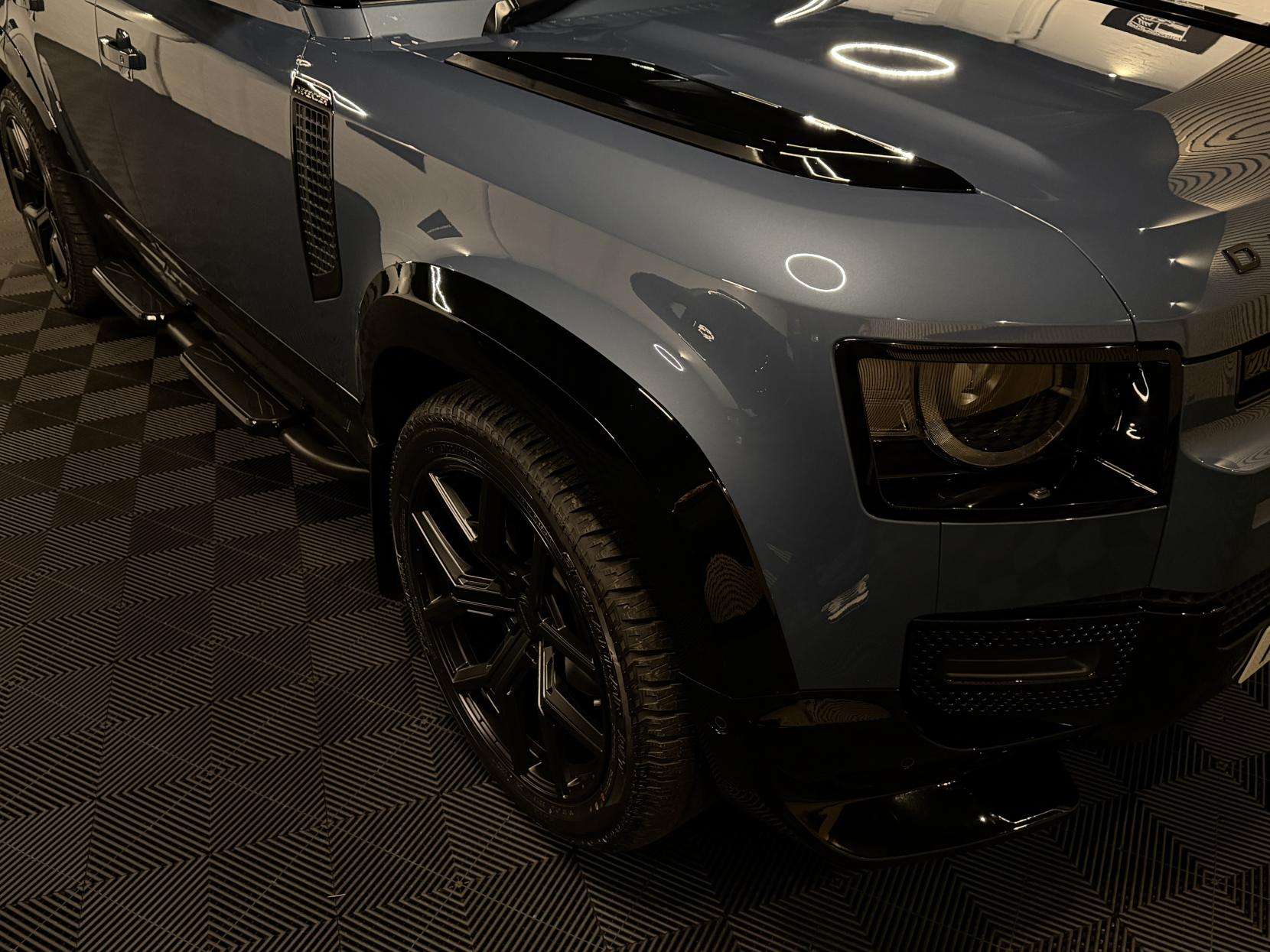 2024 LAND ROVER DEFENDER 110 2024 LAND ROVER DEFENDER 110