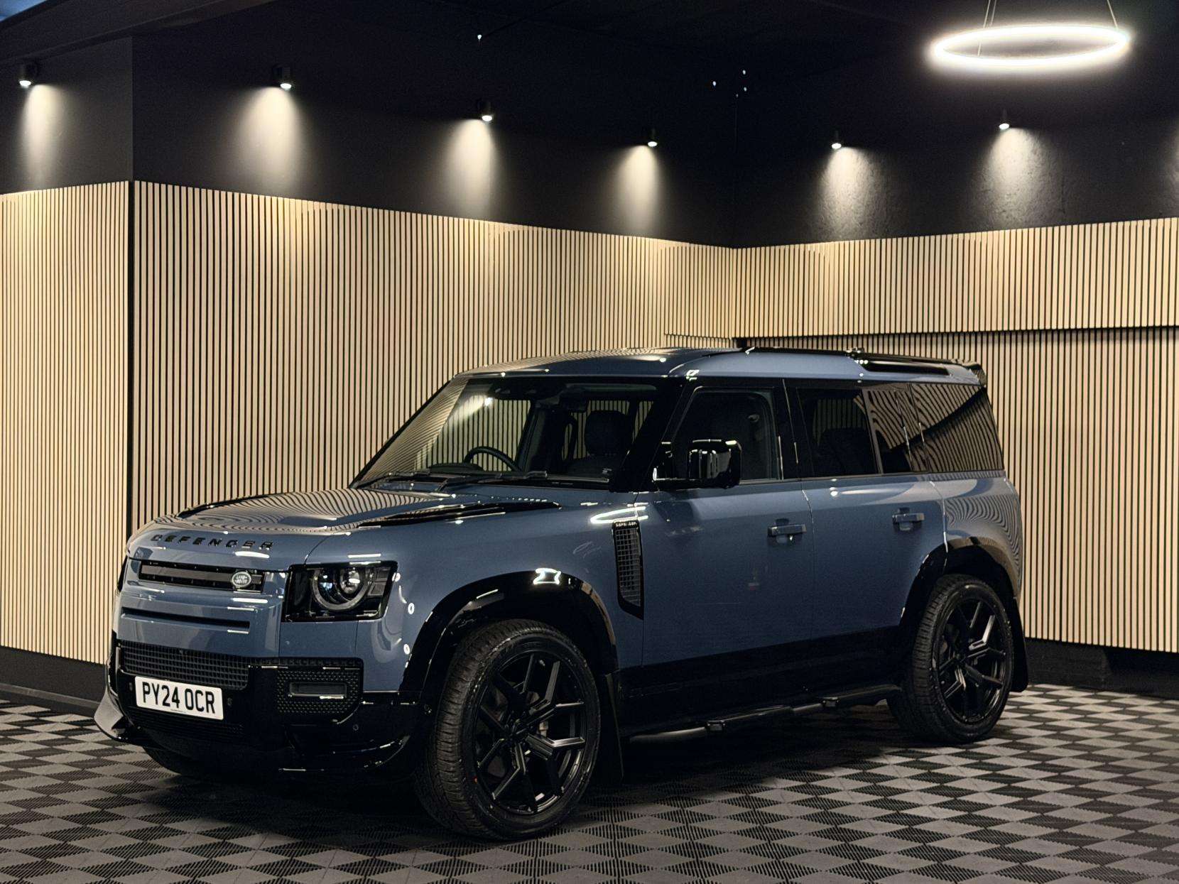 2024 LAND ROVER DEFENDER 110 2024 LAND ROVER DEFENDER 110