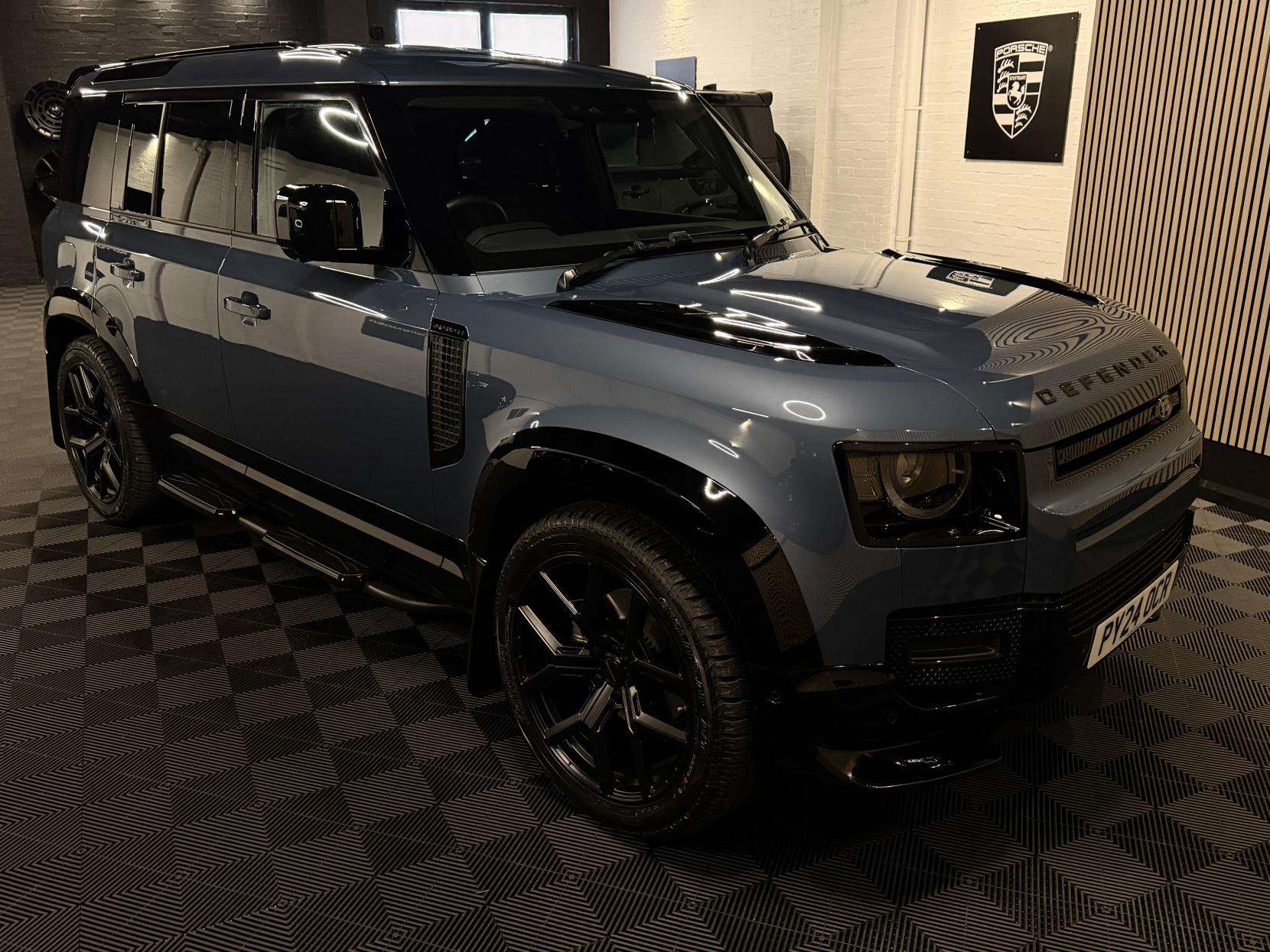 2024 LAND ROVER DEFENDER 110 2024 LAND ROVER DEFENDER 110