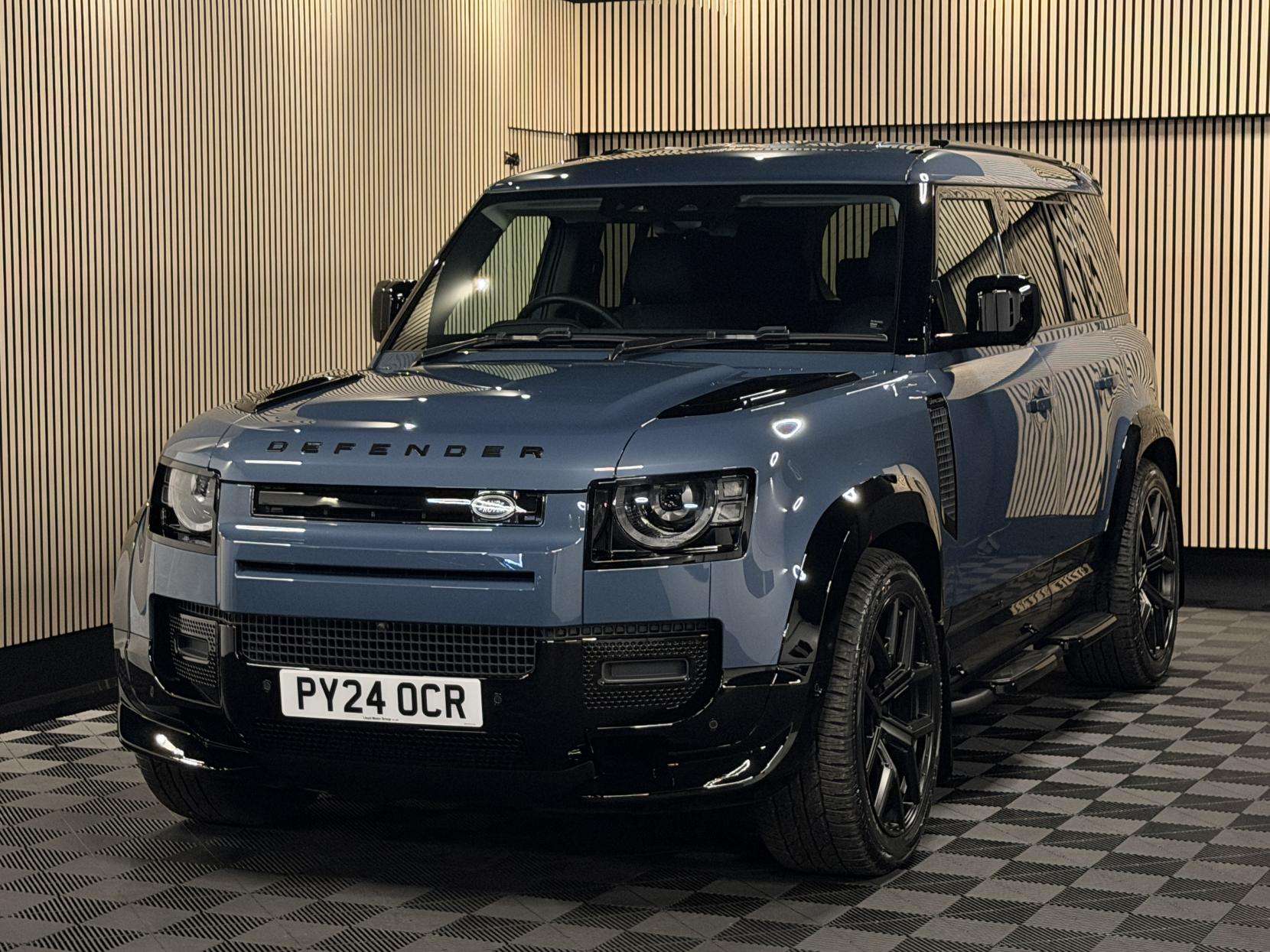 2024 LAND ROVER DEFENDER 110 2024 LAND ROVER DEFENDER 110