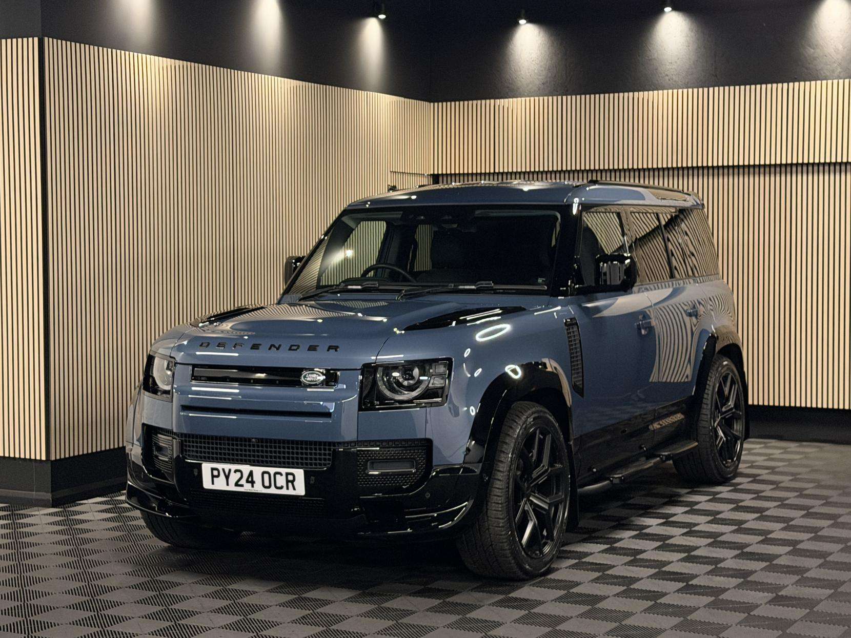 2024 LAND ROVER DEFENDER 110 2024 LAND ROVER DEFENDER 110