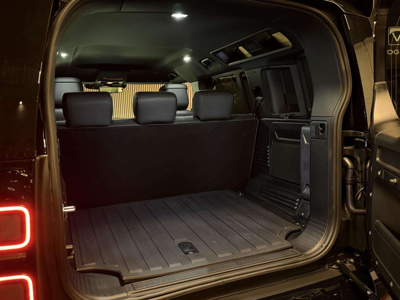 2026 LAND ROVER DEFENDER 110 2026 LAND ROVER DEFENDER 110