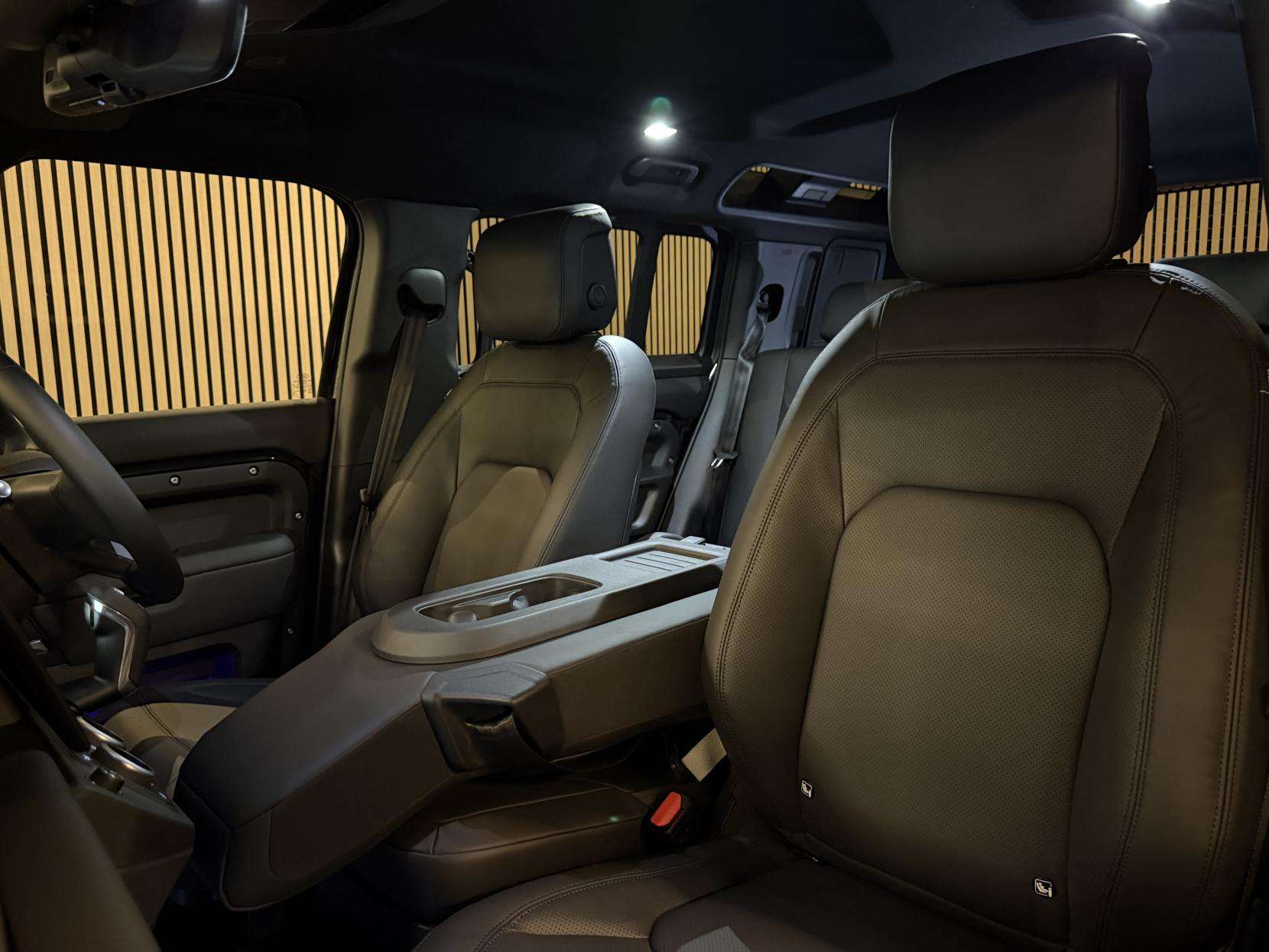 2026 LAND ROVER DEFENDER 110 2026 LAND ROVER DEFENDER 110