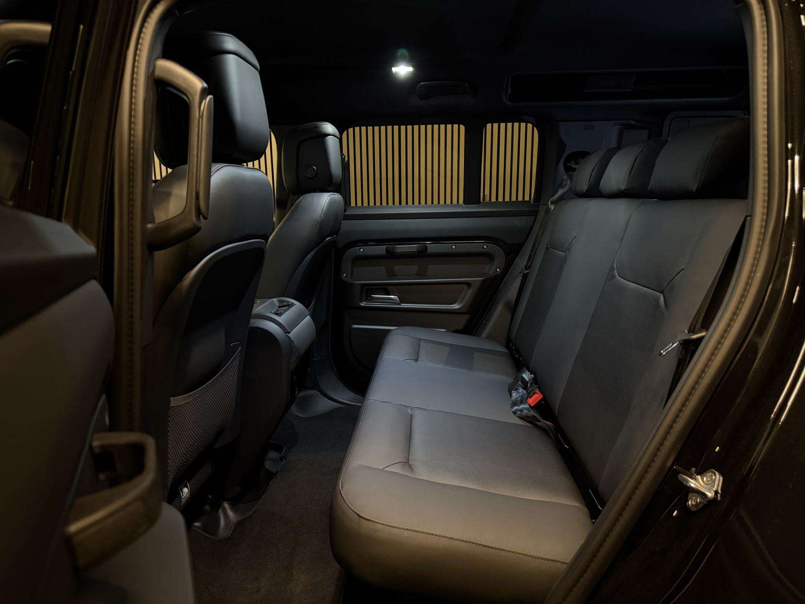 2026 LAND ROVER DEFENDER 110 2026 LAND ROVER DEFENDER 110