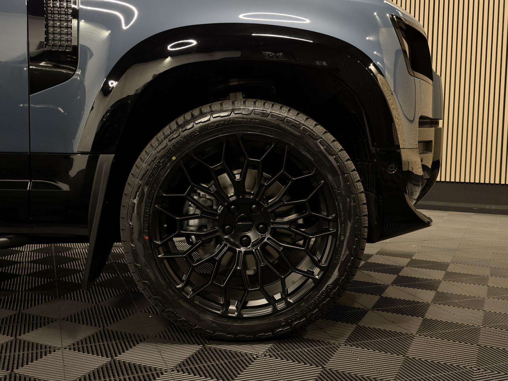2026 LAND ROVER DEFENDER 90 2026 LAND ROVER DEFENDER 90