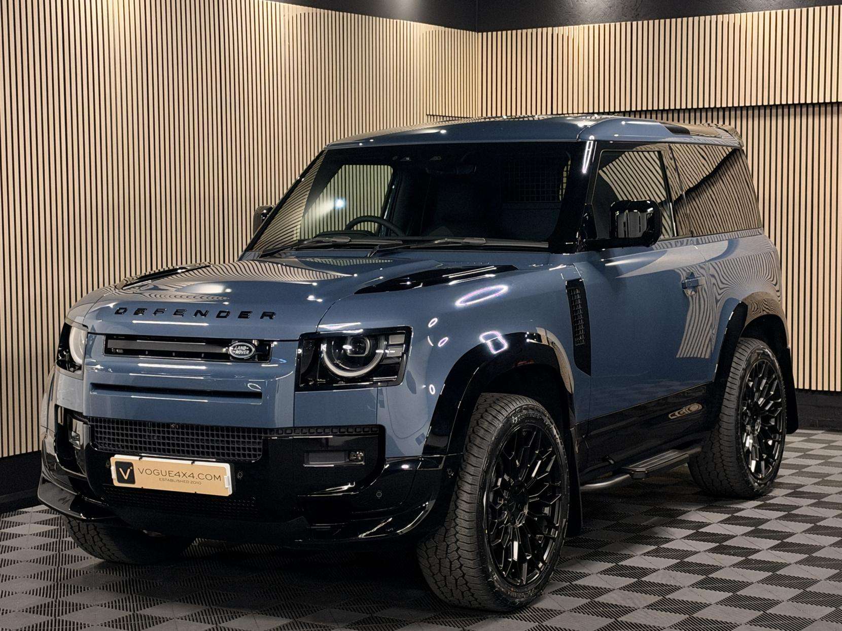 2026 LAND ROVER DEFENDER 90 2026 LAND ROVER DEFENDER 90