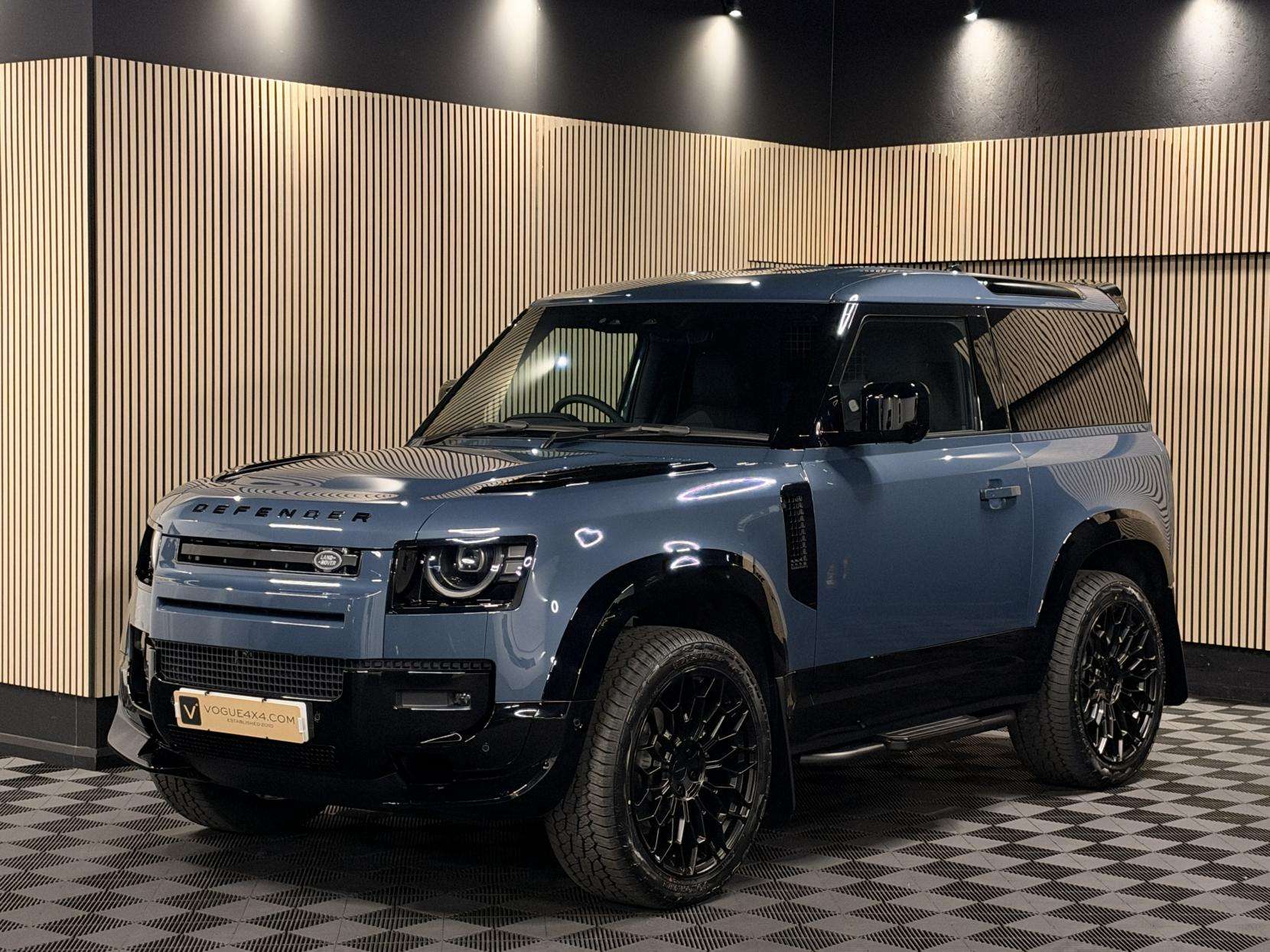 2026 LAND ROVER DEFENDER 90 2026 LAND ROVER DEFENDER 90