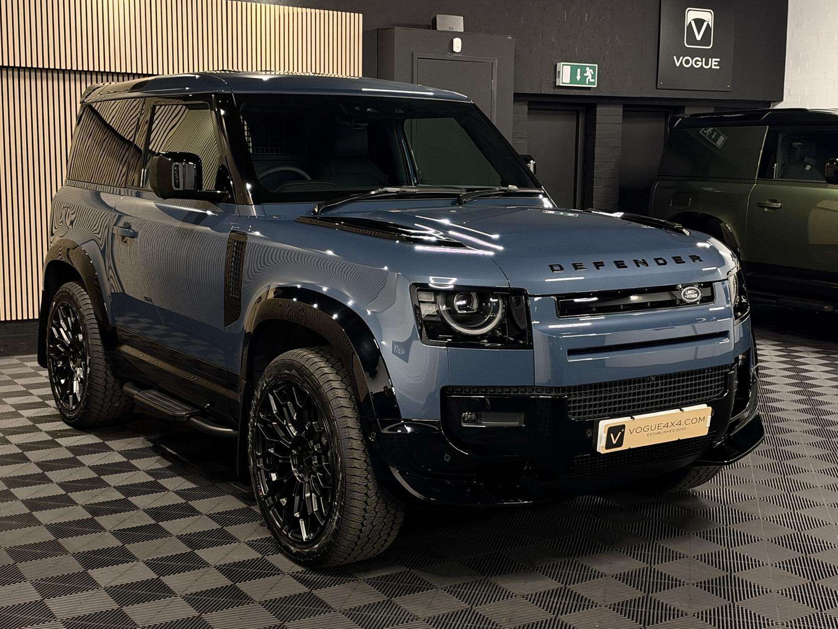 2026 LAND ROVER DEFENDER 90 2026 LAND ROVER DEFENDER 90