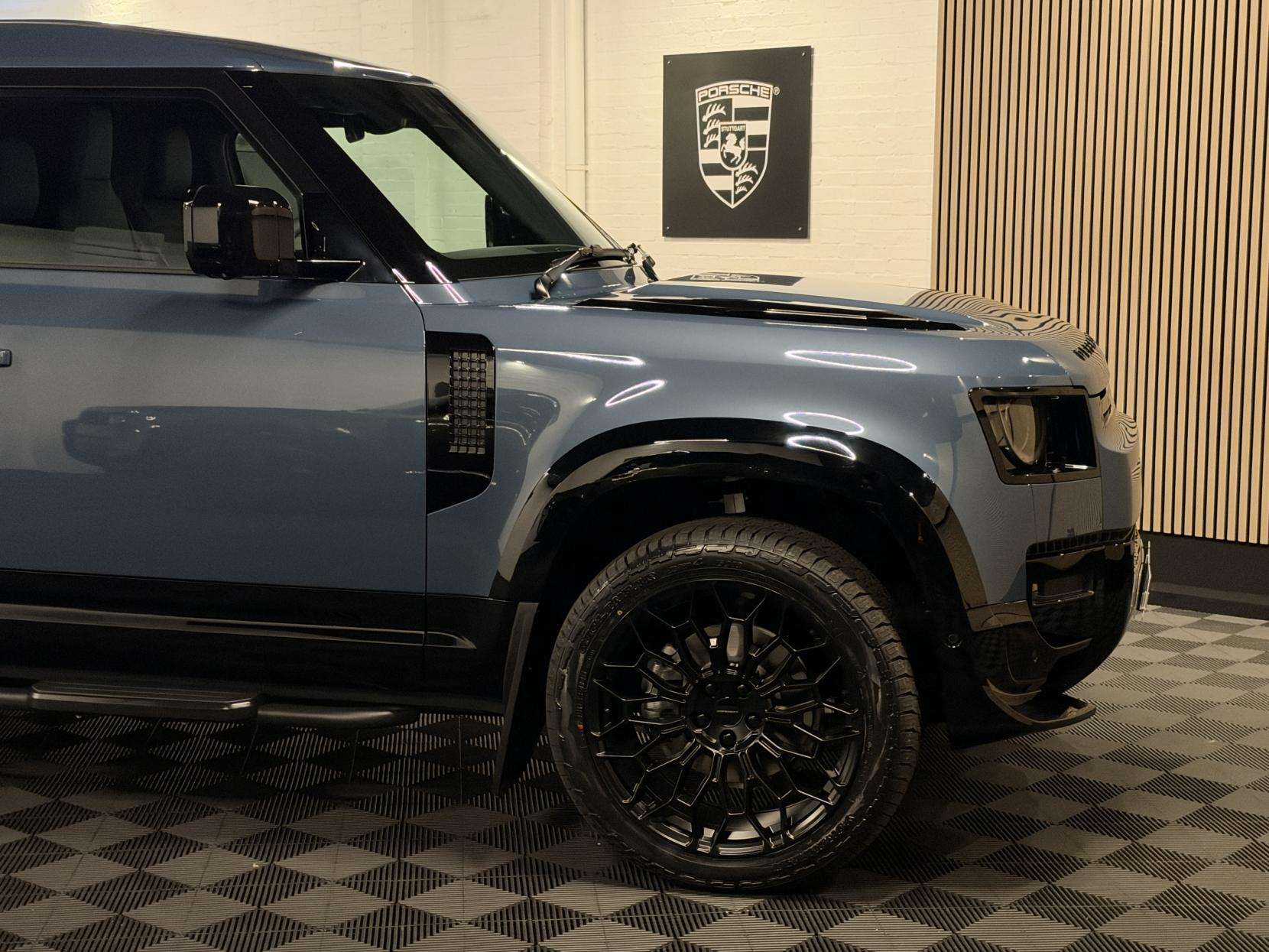 2026 LAND ROVER DEFENDER 90 2026 LAND ROVER DEFENDER 90