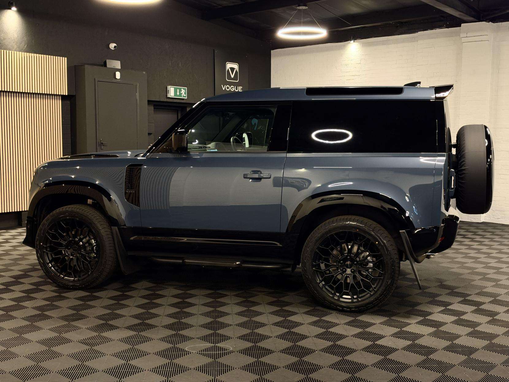 2026 LAND ROVER DEFENDER 90 2026 LAND ROVER DEFENDER 90