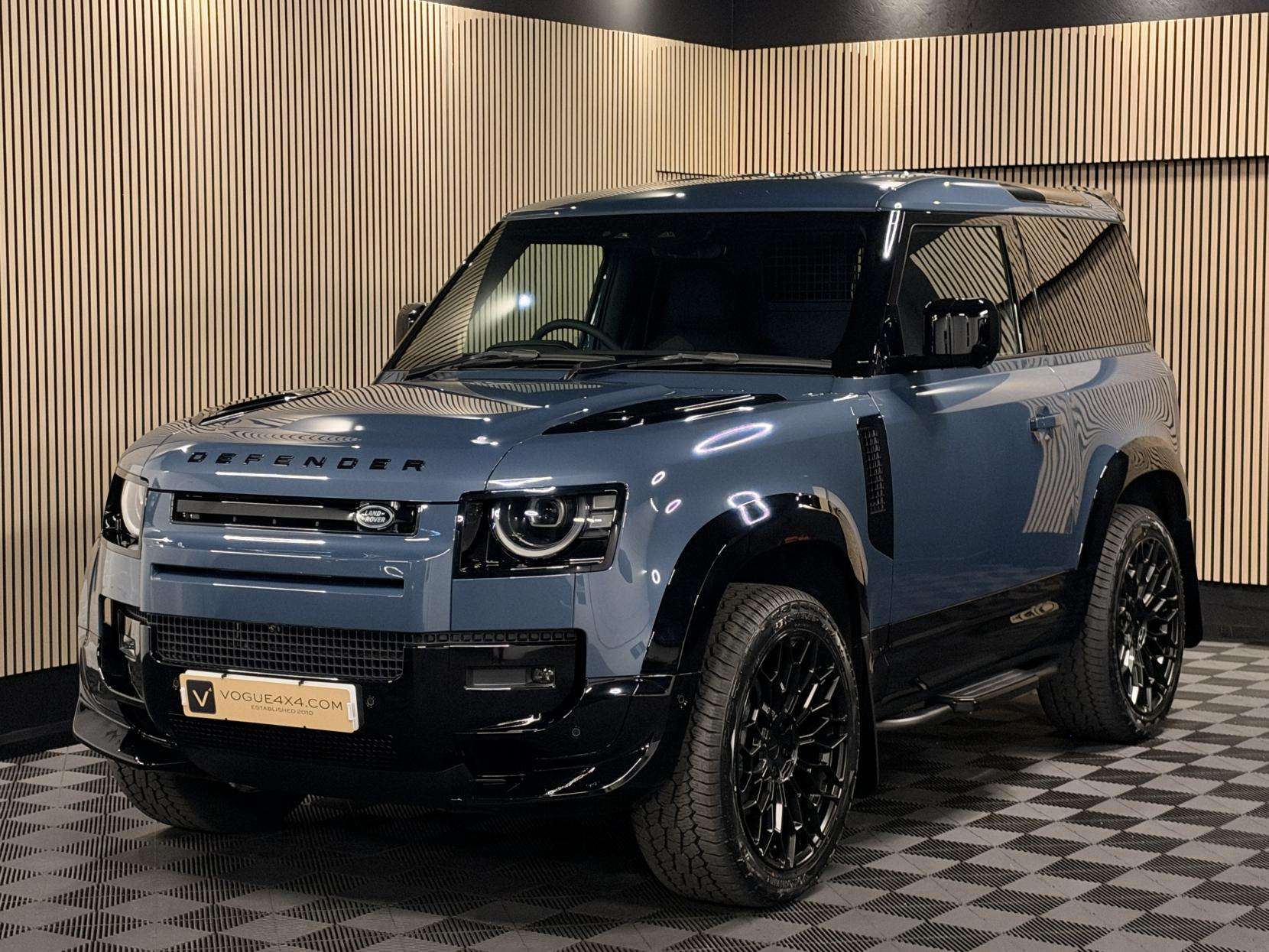 2026 LAND ROVER DEFENDER 90 2026 LAND ROVER DEFENDER 90