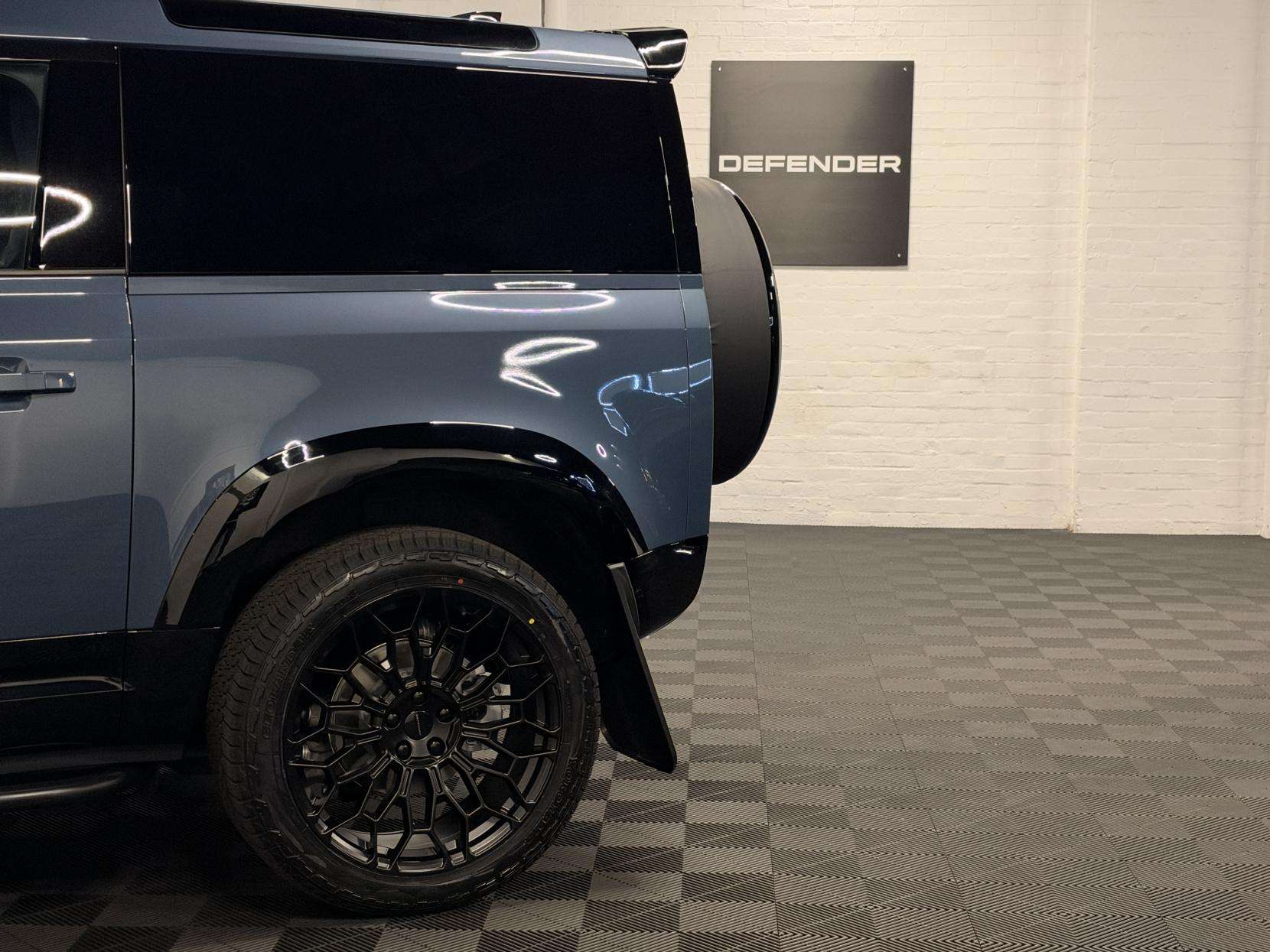2026 LAND ROVER DEFENDER 90 2026 LAND ROVER DEFENDER 90