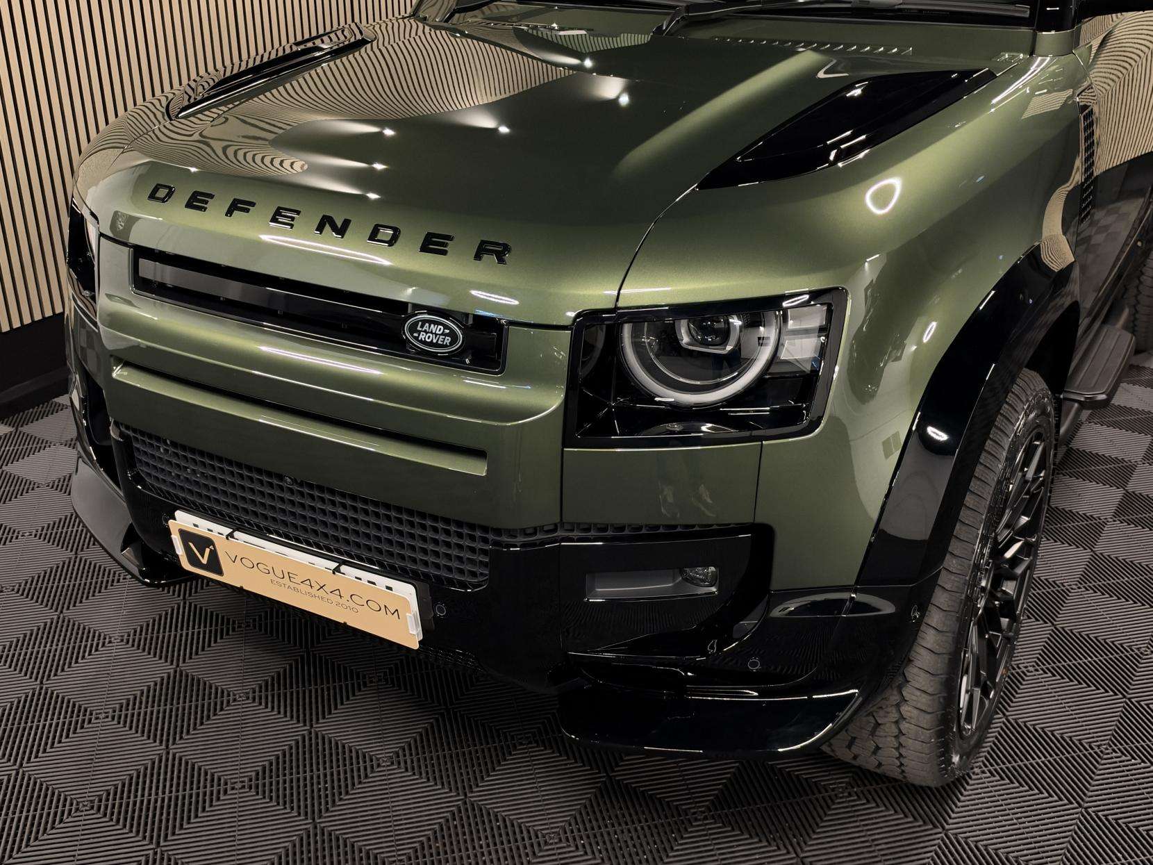 2026 LAND ROVER DEFENDER 90 2026 LAND ROVER DEFENDER 90