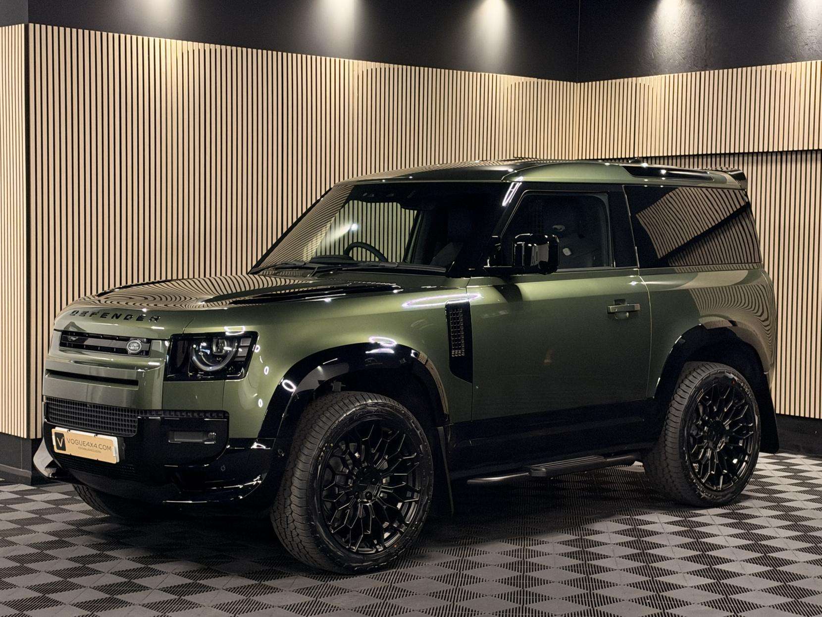 2026 LAND ROVER DEFENDER 90 2026 LAND ROVER DEFENDER 90
