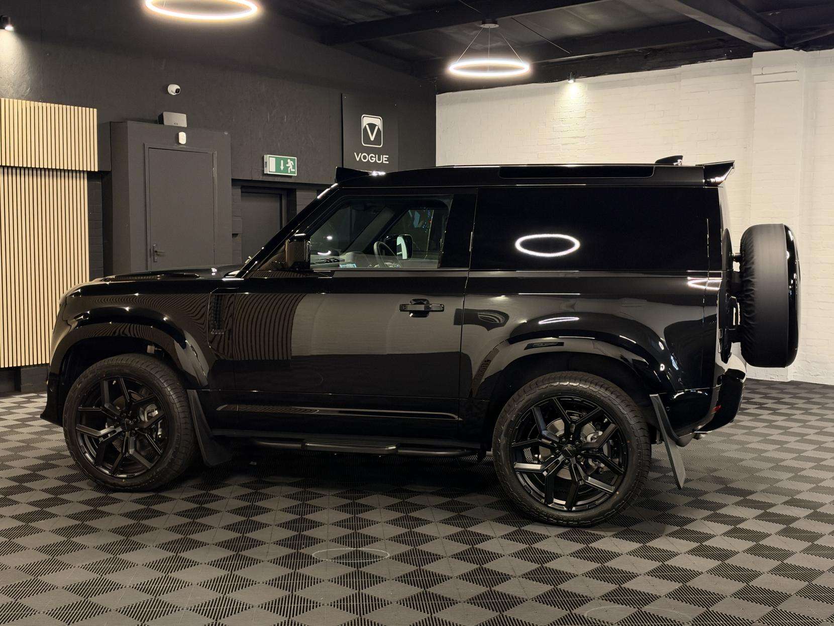2026 LAND ROVER DEFENDER 90 2026 LAND ROVER DEFENDER 90