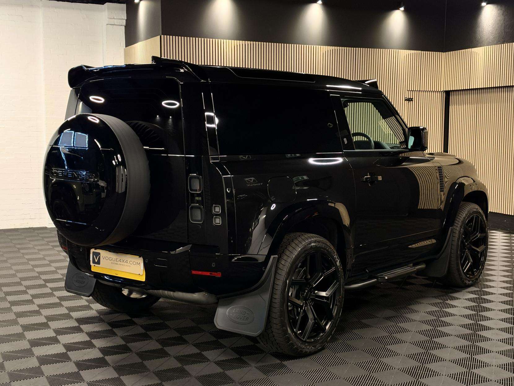 2026 LAND ROVER DEFENDER 90 2026 LAND ROVER DEFENDER 90
