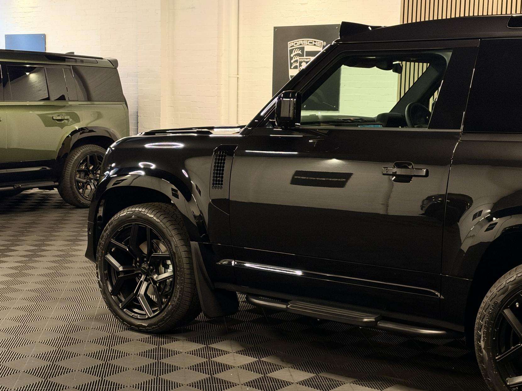 2026 LAND ROVER DEFENDER 90 2026 LAND ROVER DEFENDER 90