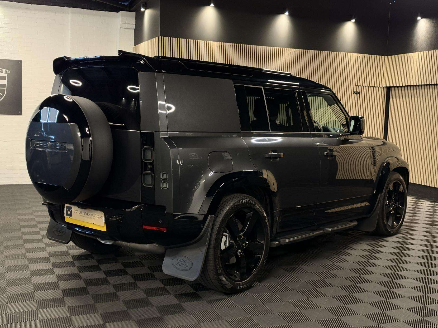2026 LAND ROVER DEFENDER 110 2026 LAND ROVER DEFENDER 110