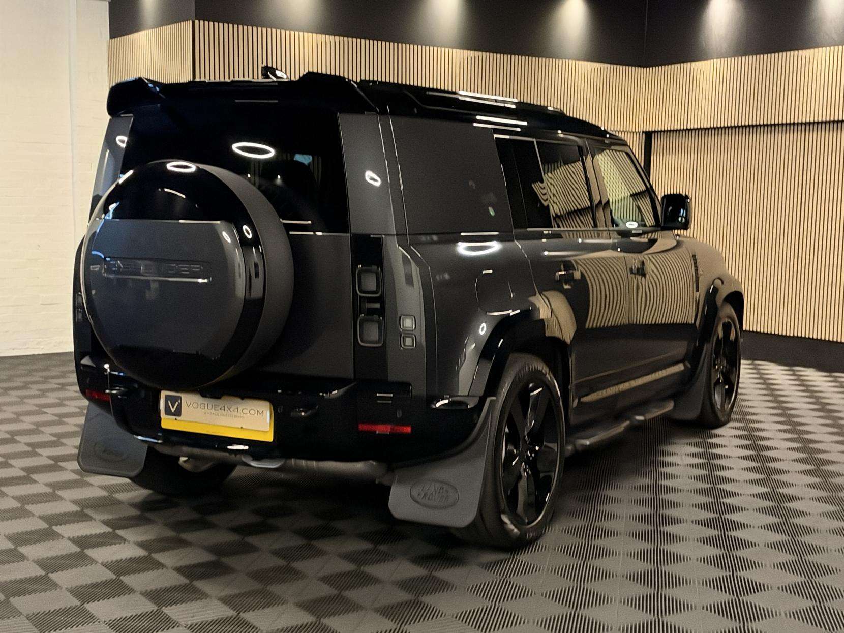 A 2026 LAND ROVER DEFENDER 110 3.0 D350 MHEV X-Dynamic HSE Hard Top SUV 5dr Diesel Auto 4WD MWB Euro 6 (s/s) (350 ps) A 2026 LAND ROVER DEFENDER 110 3.0 D350 MHEV X-Dynamic HSE Hard Top SUV 5dr Diesel Auto 4WD MWB Euro 6 (s/s) (350 ps)