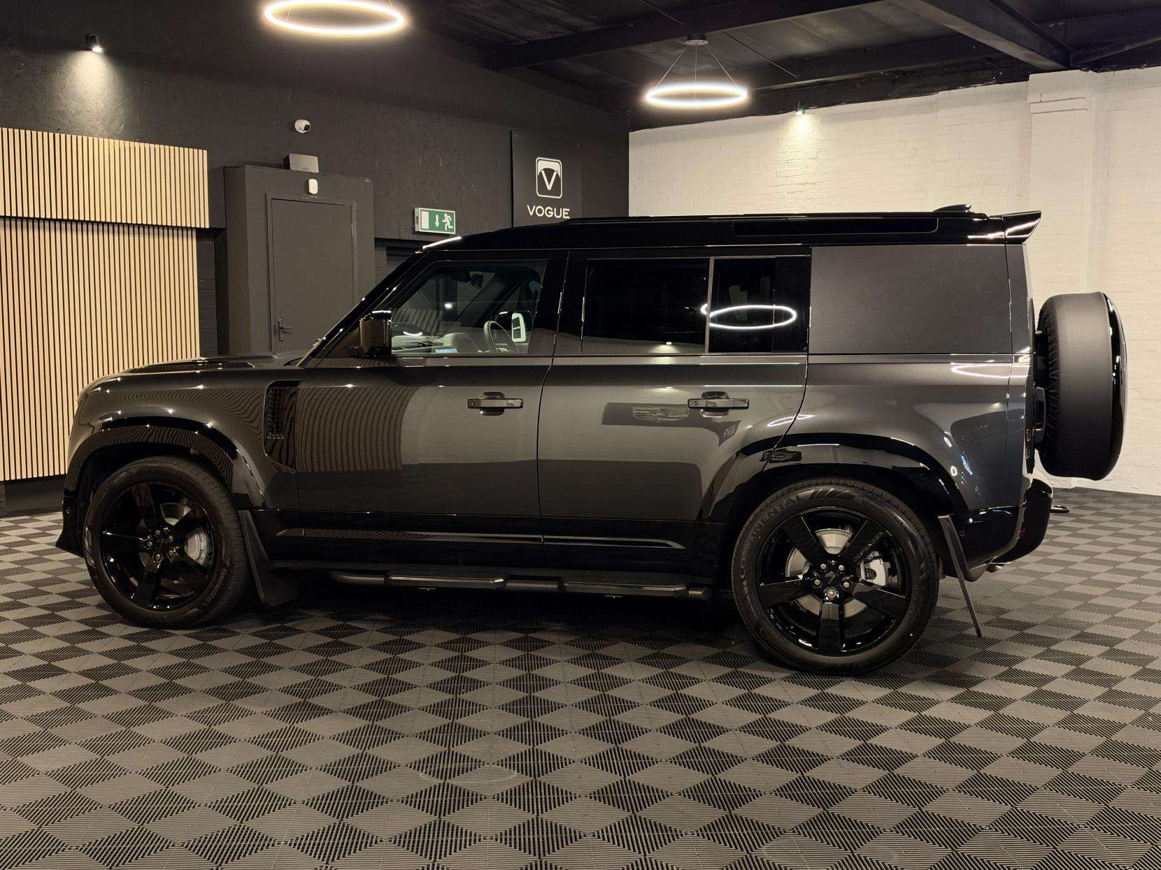 2026 LAND ROVER DEFENDER 110 2026 LAND ROVER DEFENDER 110