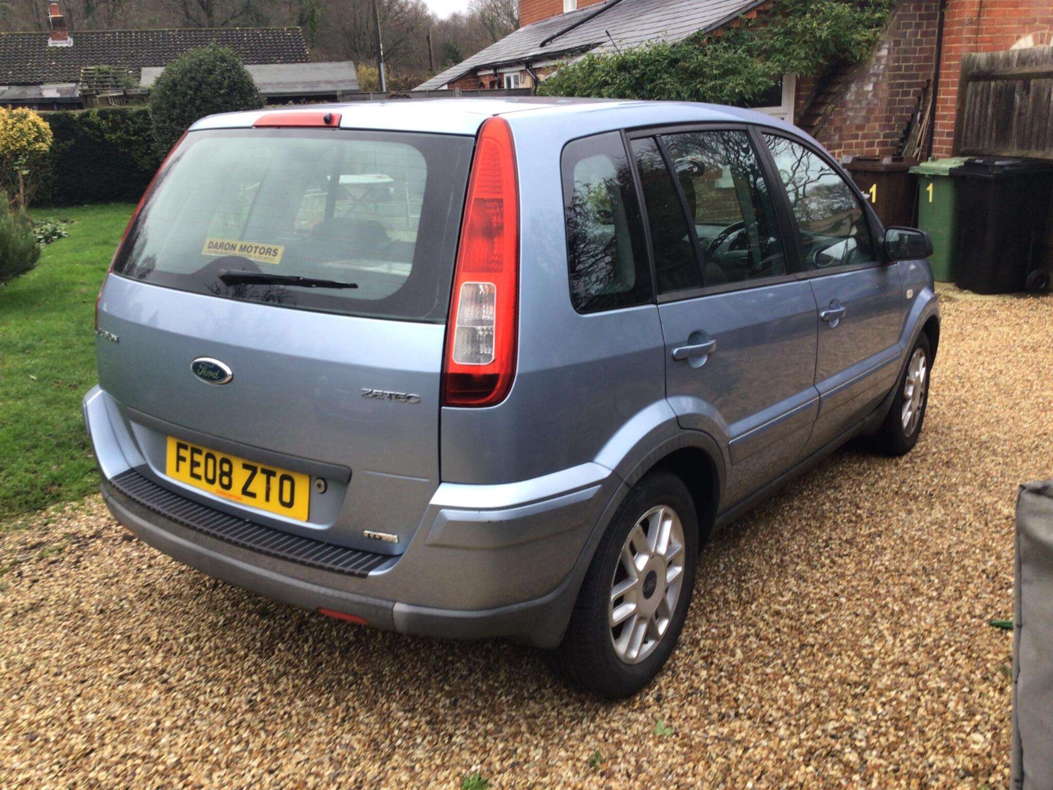 A 2008 FORD FUSION 1.6 TDCi Zetec Climate 5dr A 2008 FORD FUSION 1.6 TDCi Zetec Climate 5dr