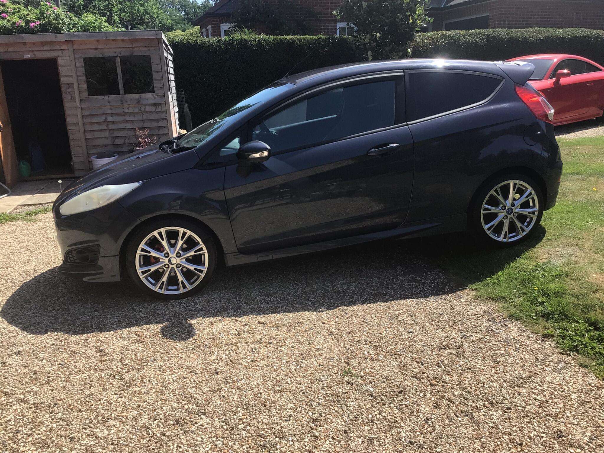 A 2013 FORD FIESTA 1.0T EcoBoost Zetec S Euro 5 (s/s) 3dr A 2013 FORD FIESTA 1.0T EcoBoost Zetec S Euro 5 (s/s) 3dr