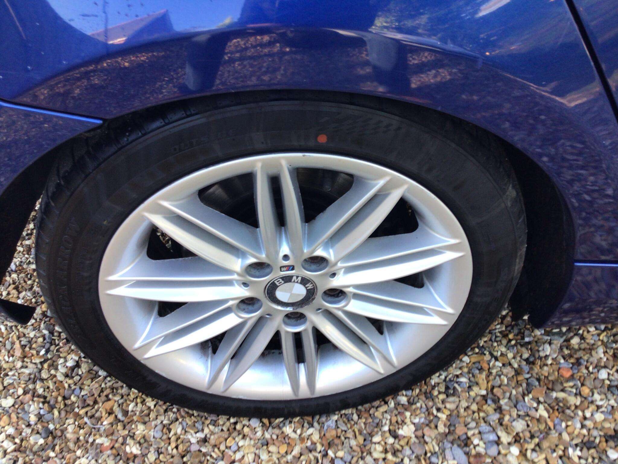 2011 BMW 1 SERIES 2011 BMW 1 SERIES