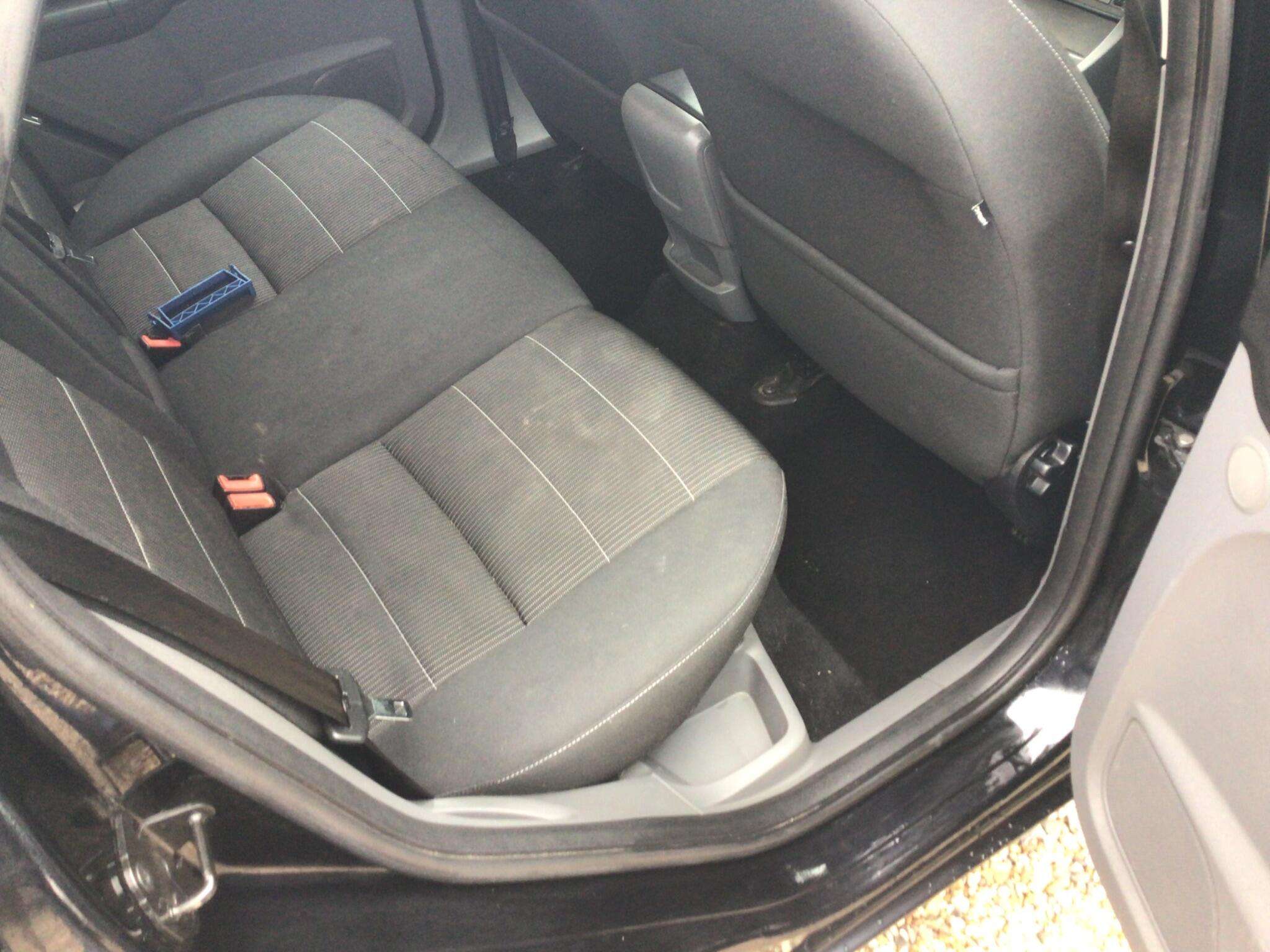 2010 FORD FOCUS 2010 FORD FOCUS