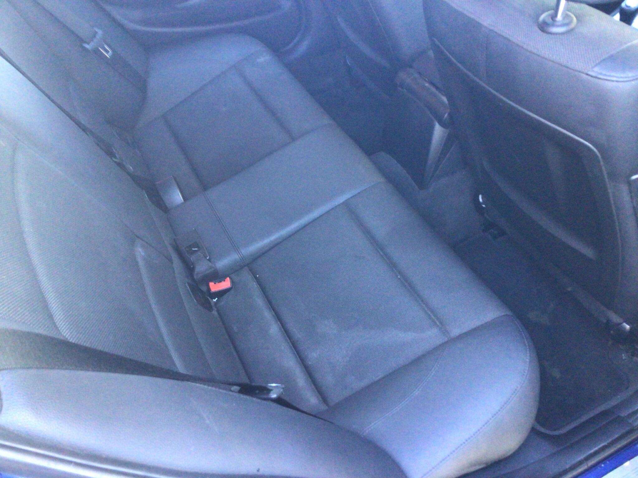 2011 BMW 1 SERIES 2011 BMW 1 SERIES