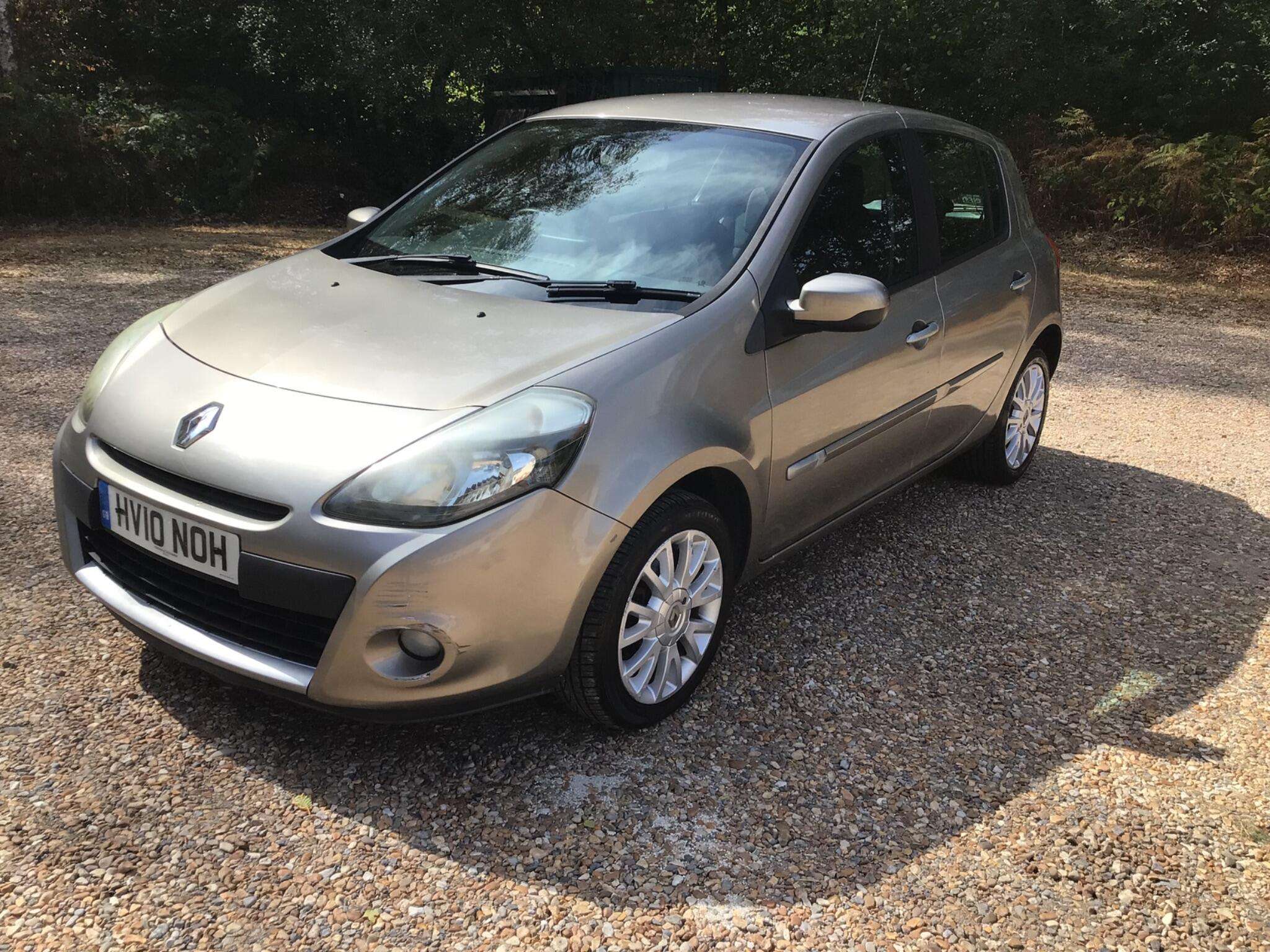 A 2010 RENAULT CLIO 1.5 dCi Dynamique Euro 4 5dr A 2010 RENAULT CLIO 1.5 dCi Dynamique Euro 4 5dr