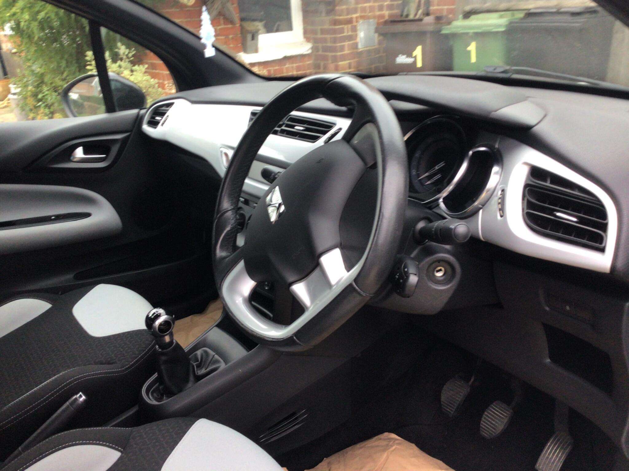 2014 CITROEN DS3 CABRIO 2014 CITROEN DS3 CABRIO