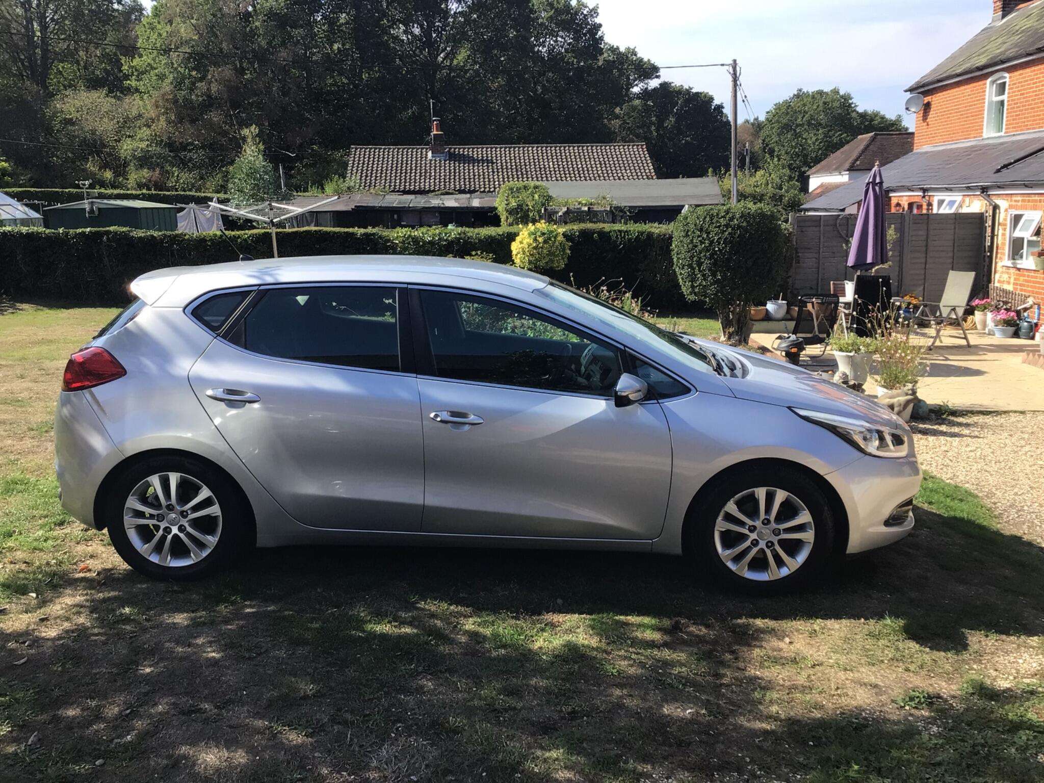 A 2012 KIA CEED 1.6 GDi EcoDynamics 2 Euro 5 (s/s) 5dr A 2012 KIA CEED 1.6 GDi EcoDynamics 2 Euro 5 (s/s) 5dr