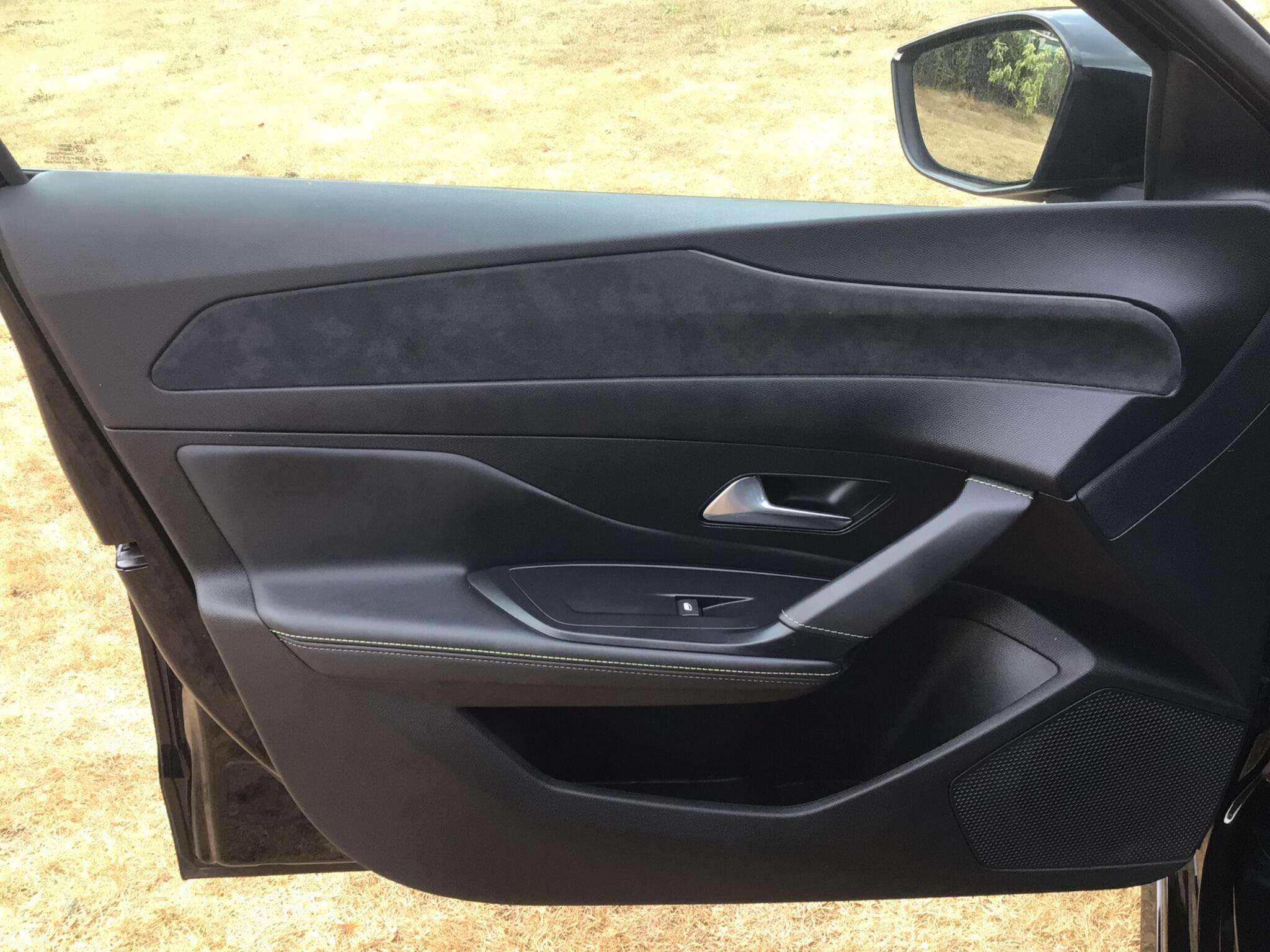 2023 PEUGEOT 308 2023 PEUGEOT 308