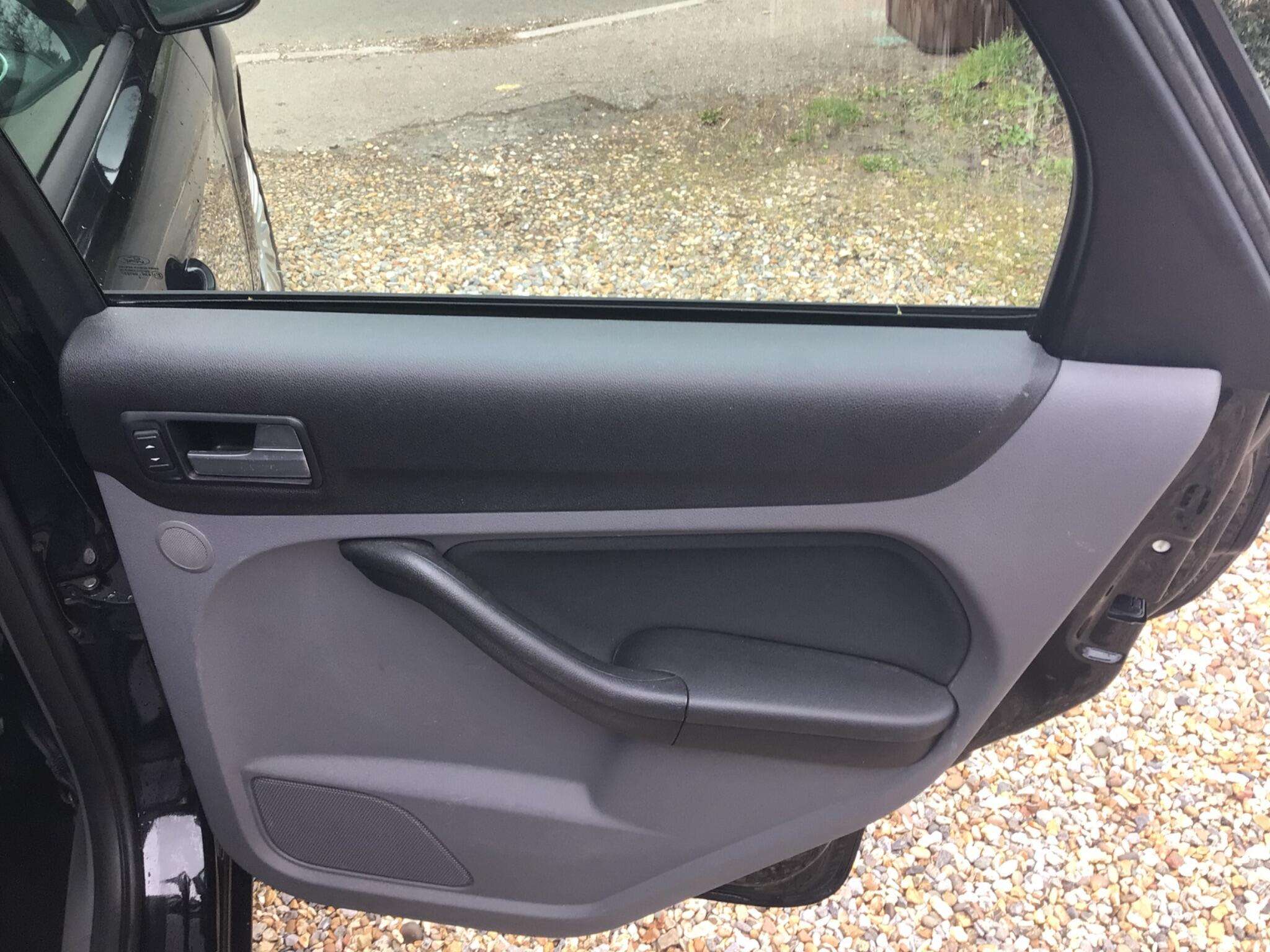 2010 FORD FOCUS 2010 FORD FOCUS