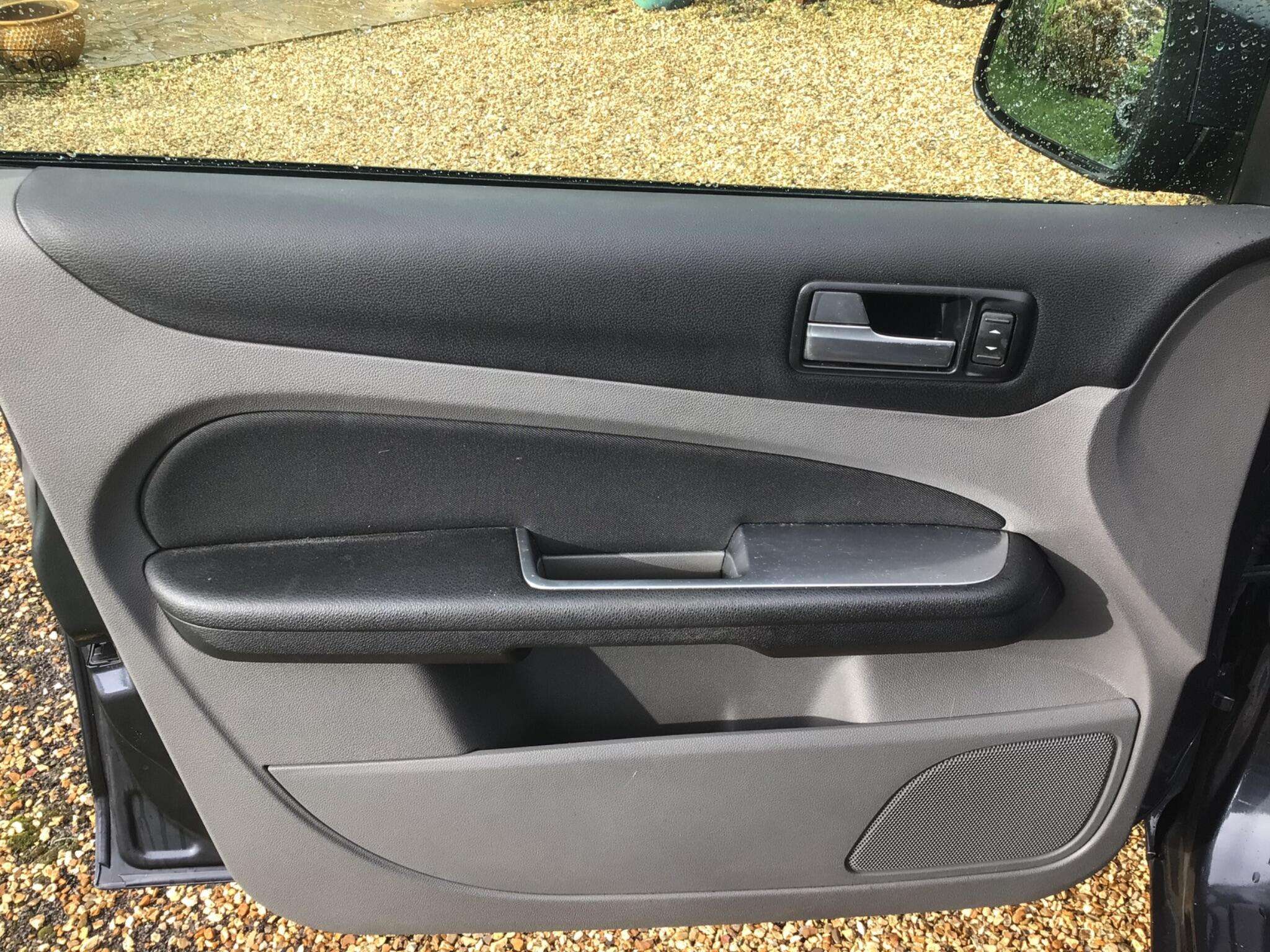 2011 FORD FOCUS 2011 FORD FOCUS