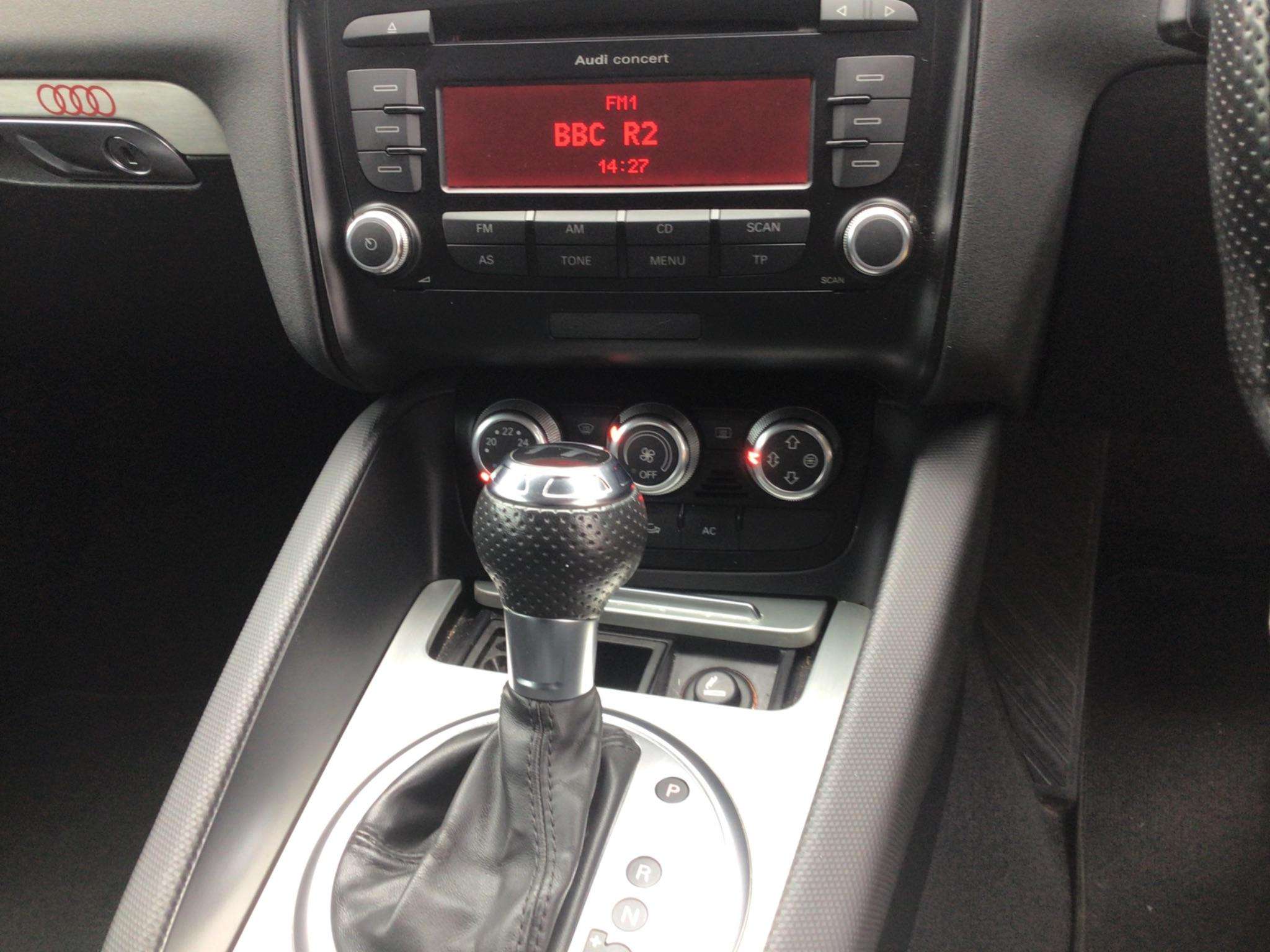 2011 AUDI TT 2011 AUDI TT