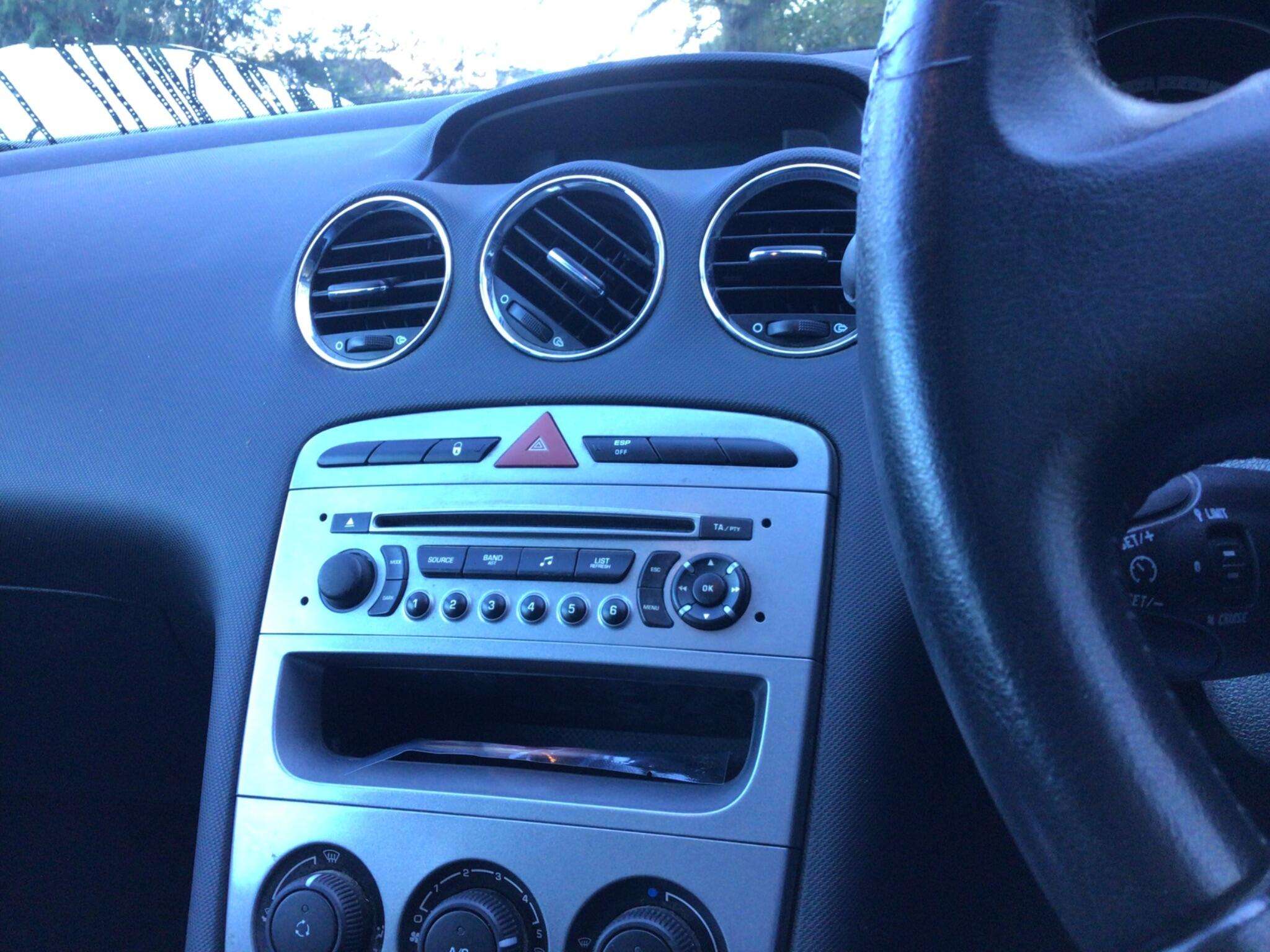 2010 PEUGEOT 308 SW 2010 PEUGEOT 308 SW