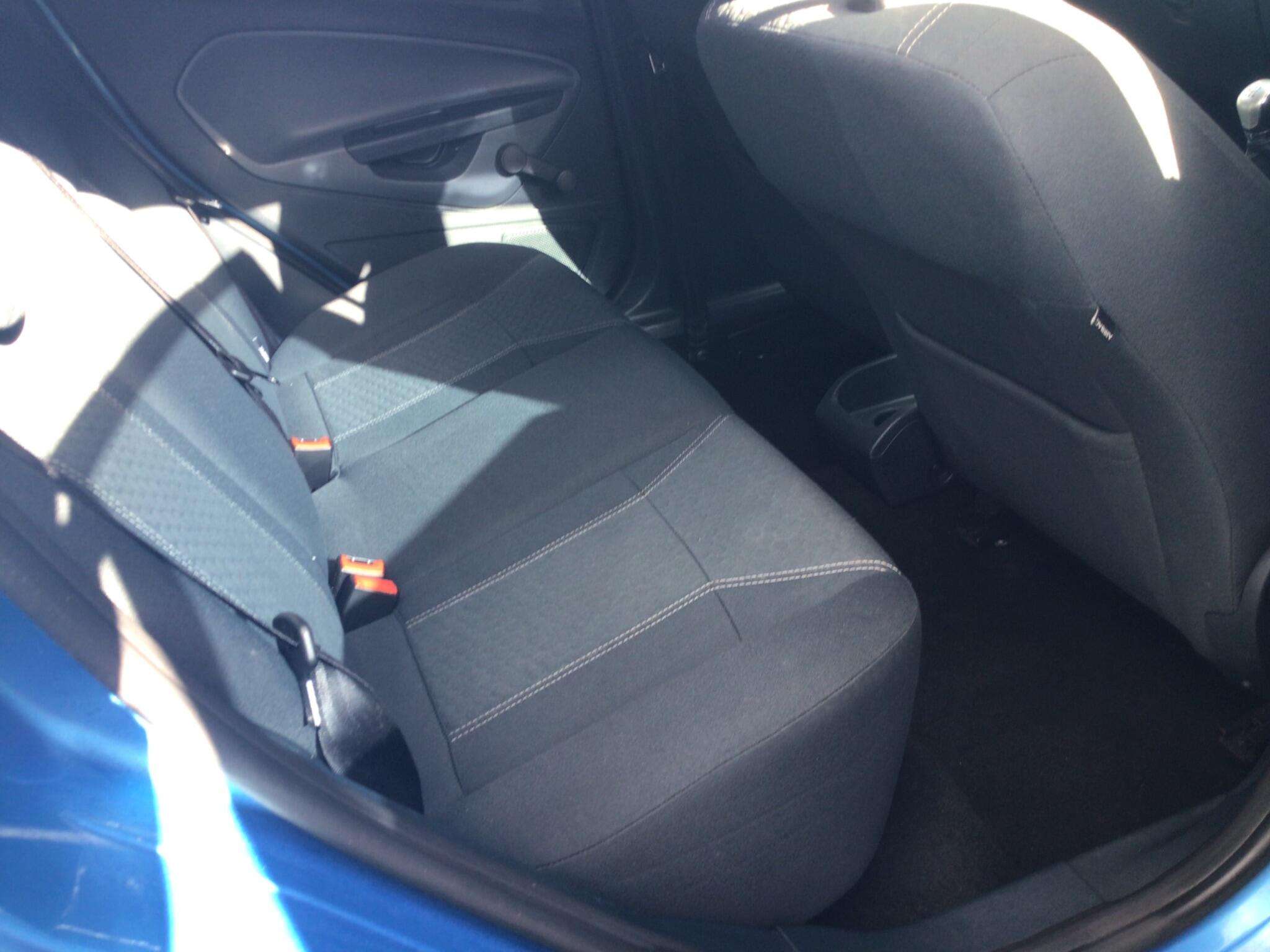 2010 FORD FIESTA 2010 FORD FIESTA