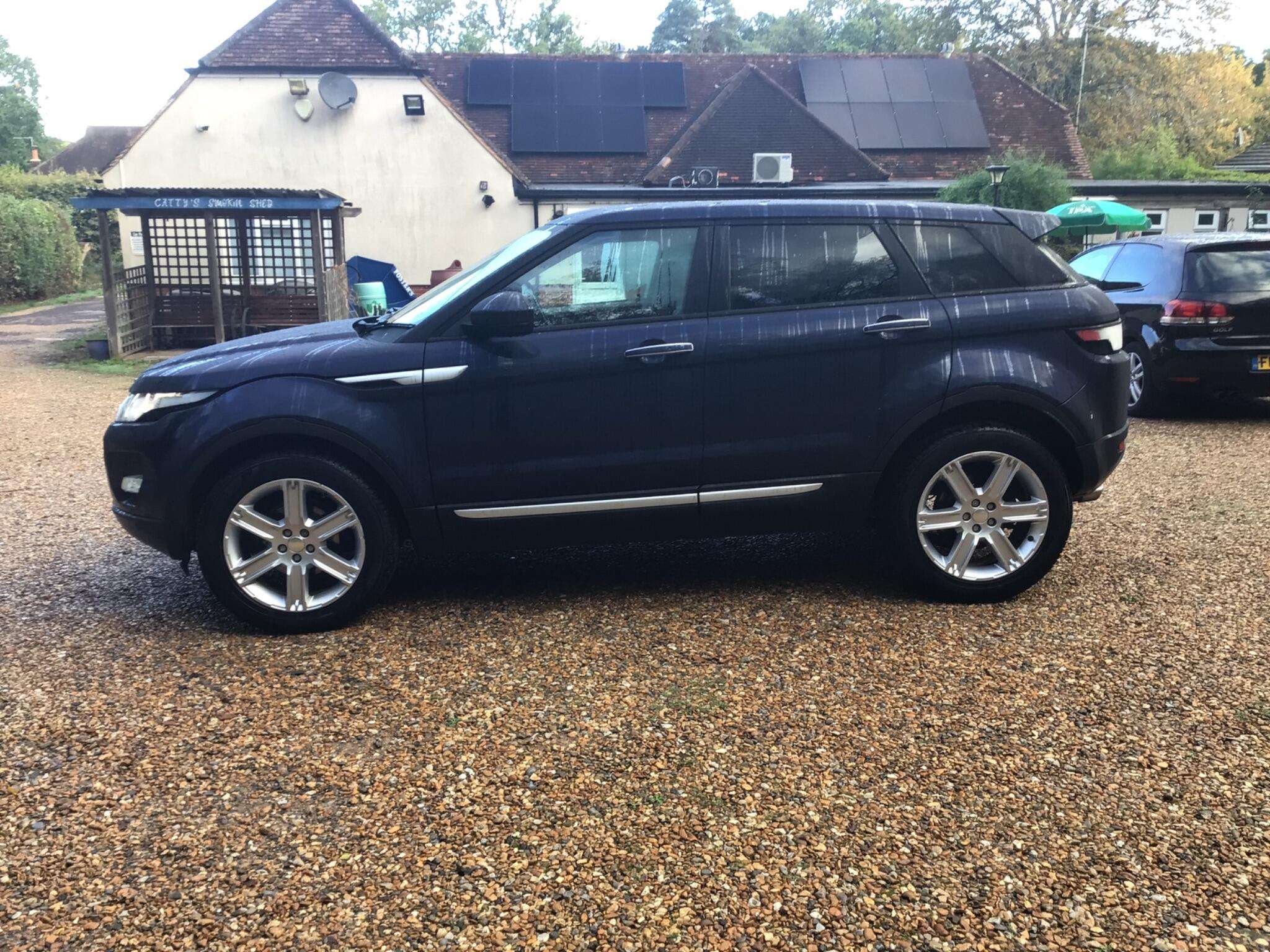 A 2014 LAND ROVER RANGE ROVER EVOQUE 2.2 SD4 Prestige Lux Auto 4WD Euro 5 (s/s) 5dr A 2014 LAND ROVER RANGE ROVER EVOQUE 2.2 SD4 Prestige Lux Auto 4WD Euro 5 (s/s) 5dr
