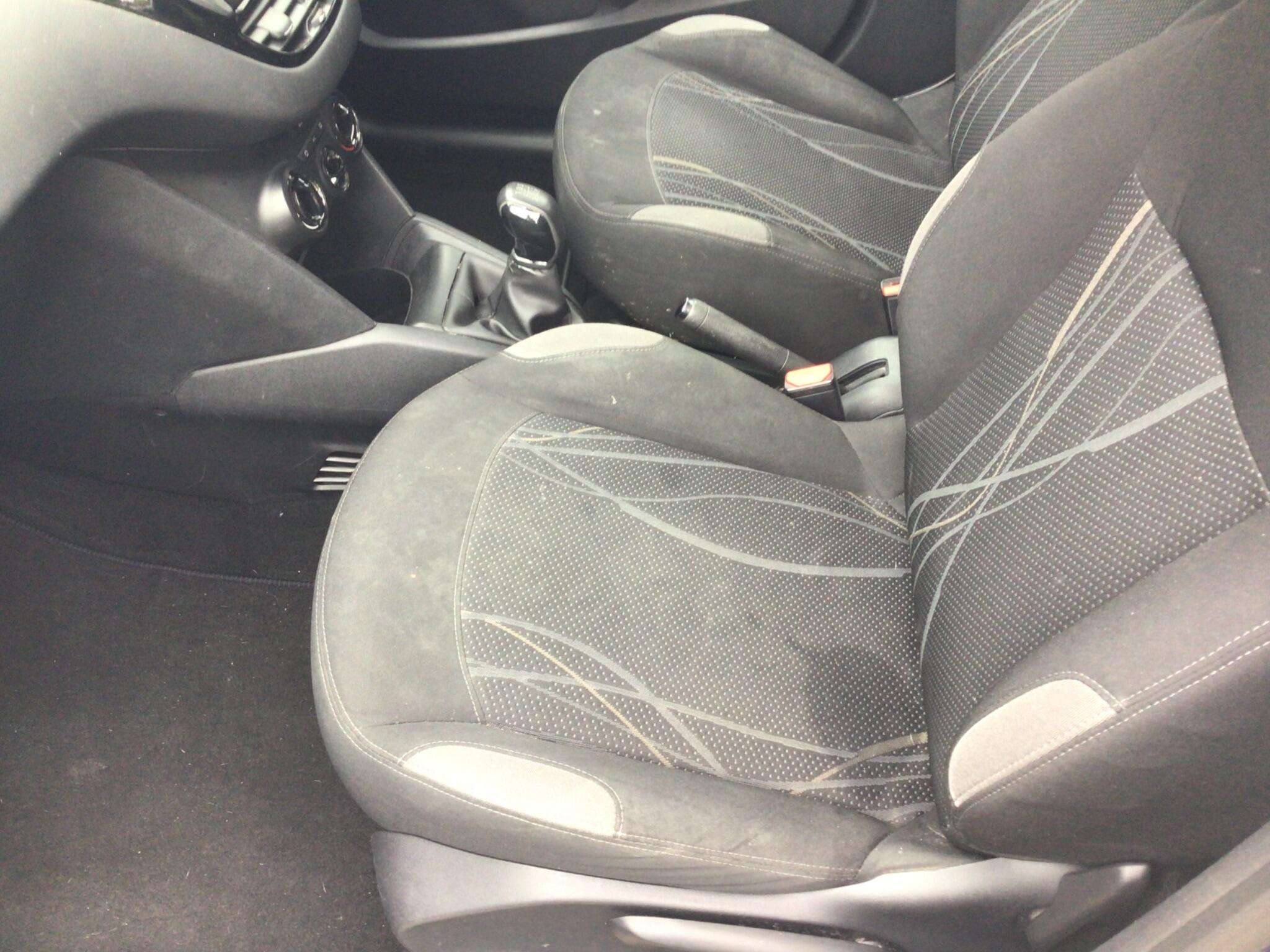 2014 PEUGEOT 208 2014 PEUGEOT 208