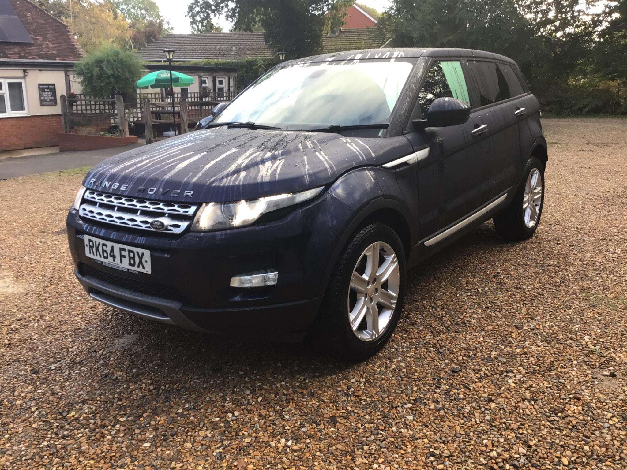 A 2014 LAND ROVER RANGE ROVER EVOQUE 2.2 SD4 Prestige Lux Auto 4WD Euro 5 (s/s) 5dr A 2014 LAND ROVER RANGE ROVER EVOQUE 2.2 SD4 Prestige Lux Auto 4WD Euro 5 (s/s) 5dr